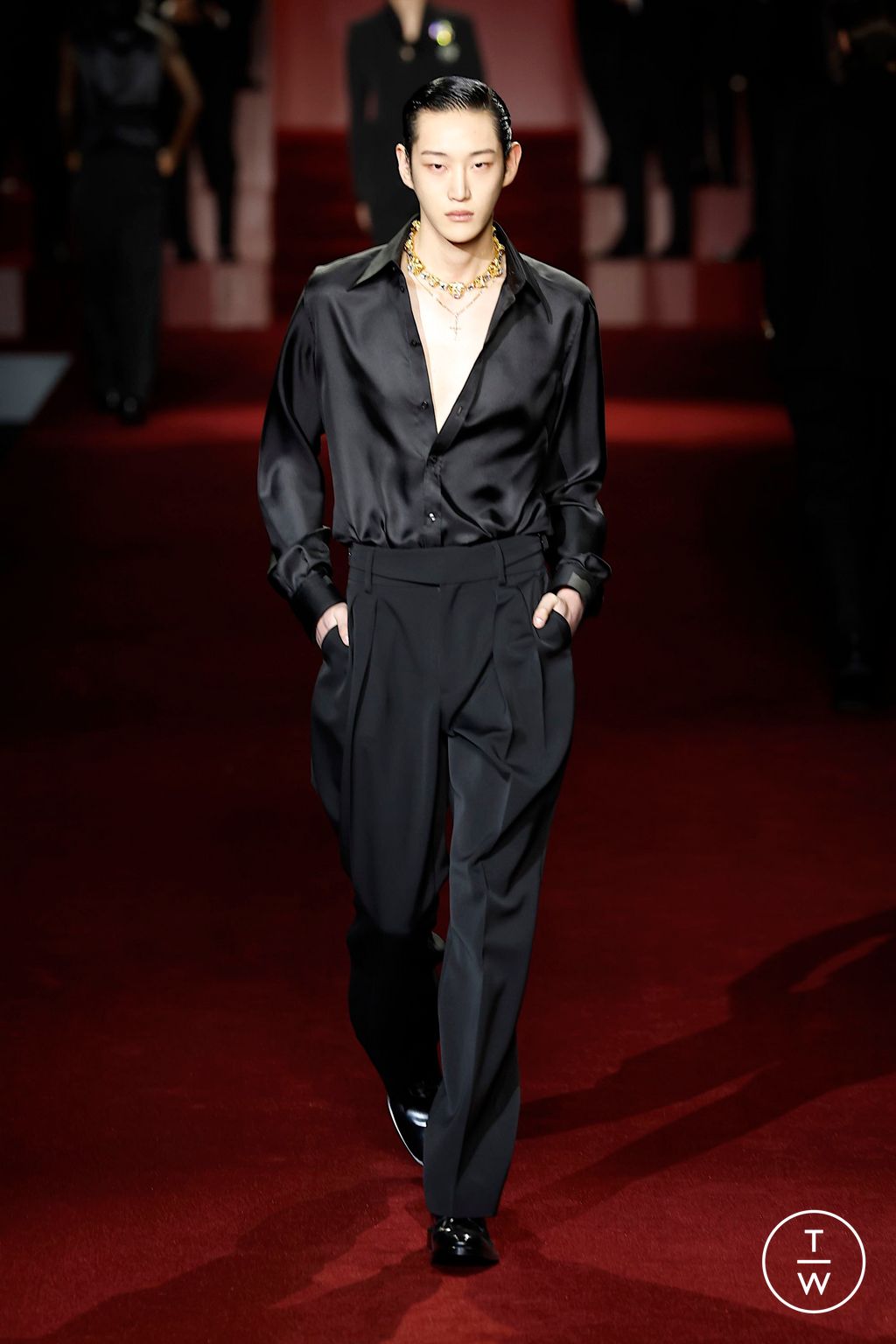 Fashion Week Milan Fall/Winter 2025 look 58 from the Dolce & Gabbana collection menswear