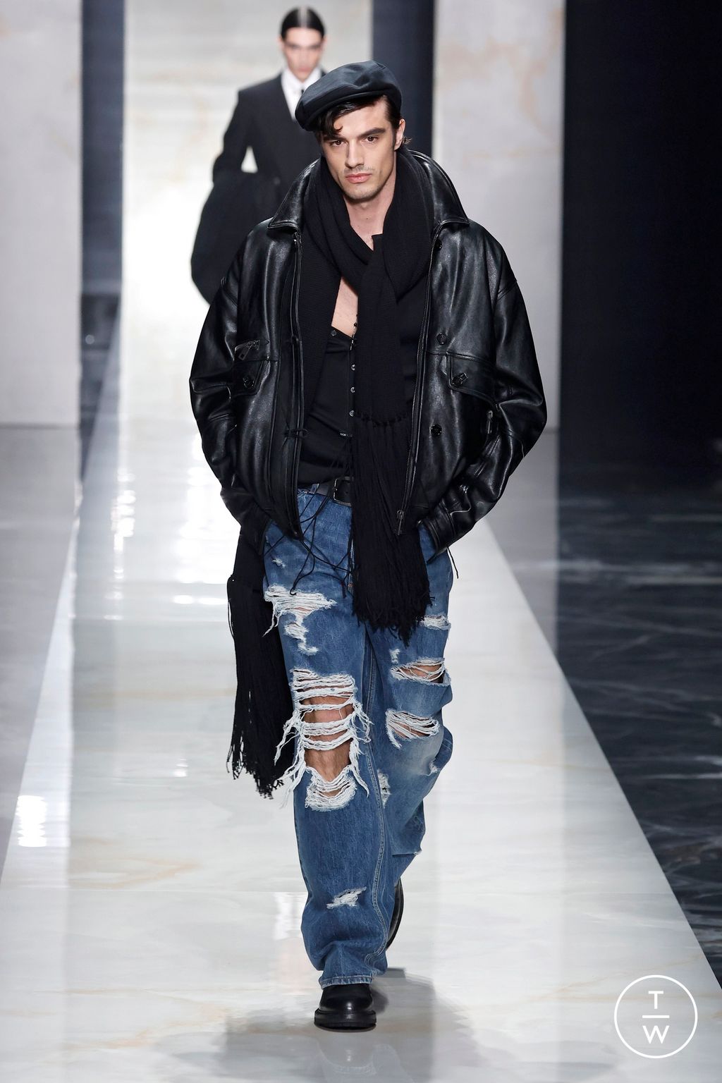 Fashion Week Milan Fall/Winter 2026 look 17 from the Dolce & Gabbana collection menswear