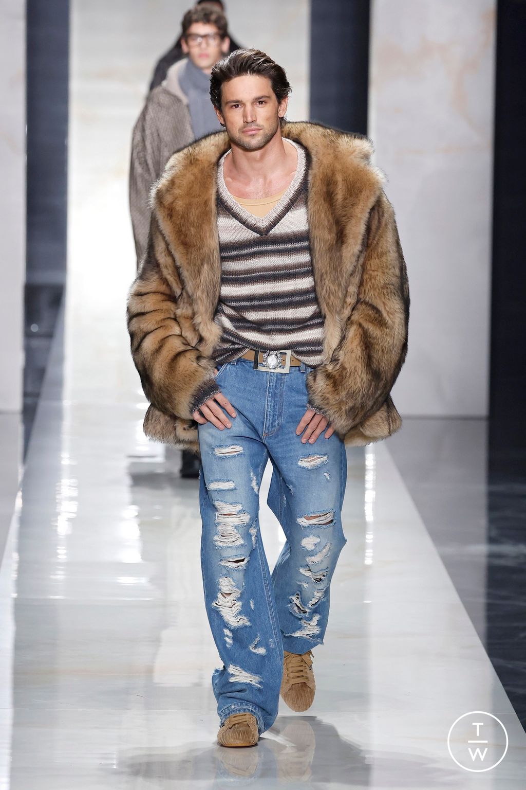 Fashion Week Milan Fall/Winter 2026 look 42 from the Dolce & Gabbana collection 男装