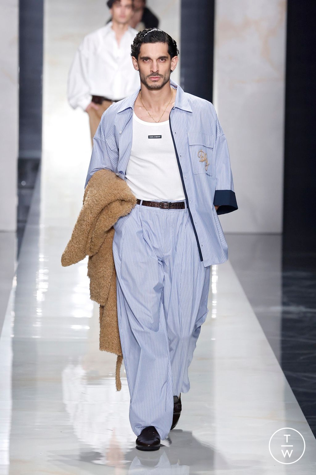 Fashion Week Milan Fall/Winter 2026 look 45 from the Dolce & Gabbana collection 男装