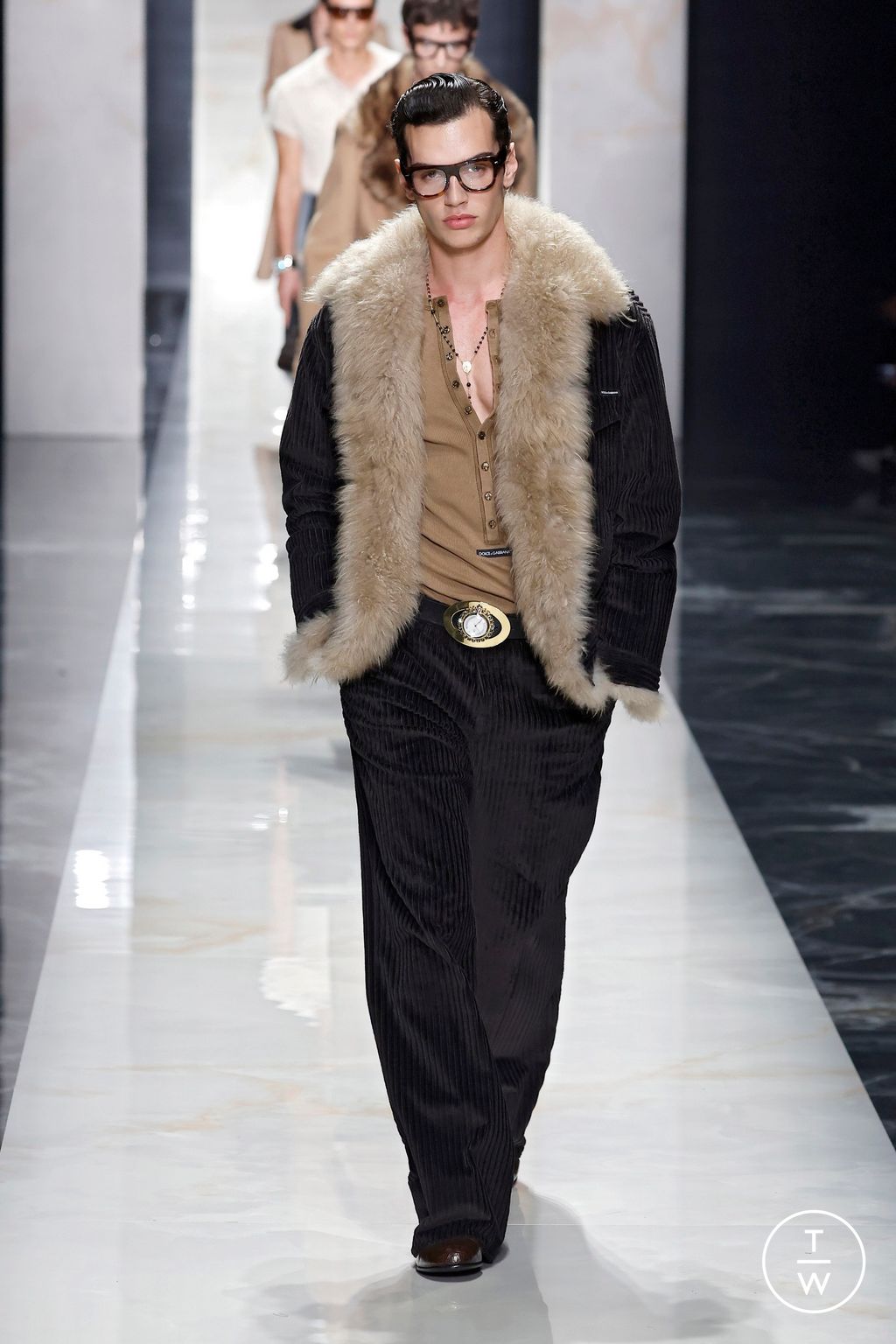 Fashion Week Milan Fall/Winter 2026 look 49 from the Dolce & Gabbana collection menswear