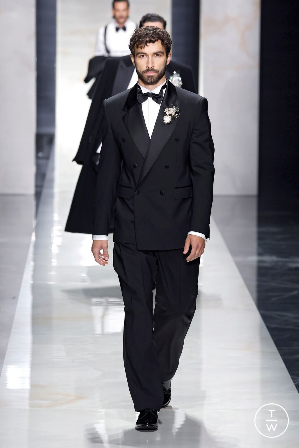Fashion Week Milan Fall/Winter 2026 look 98 from the Dolce & Gabbana collection menswear