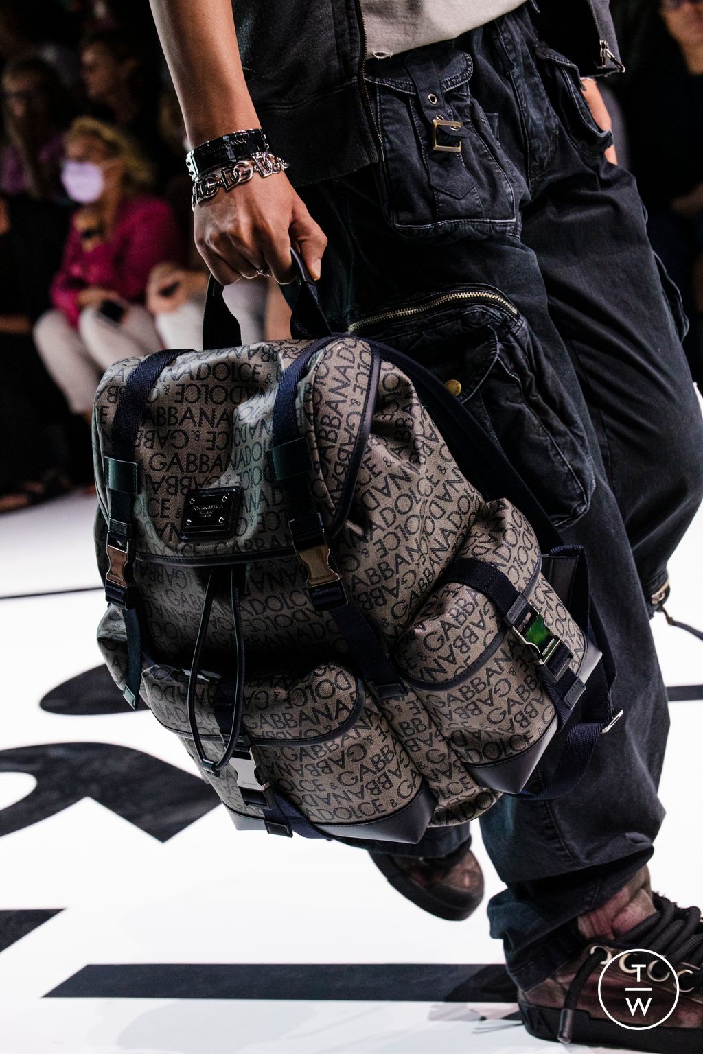 Fashion Week Milan Spring/Summer 2023 look 13 from the Dolce & Gabbana collection menswear accessories