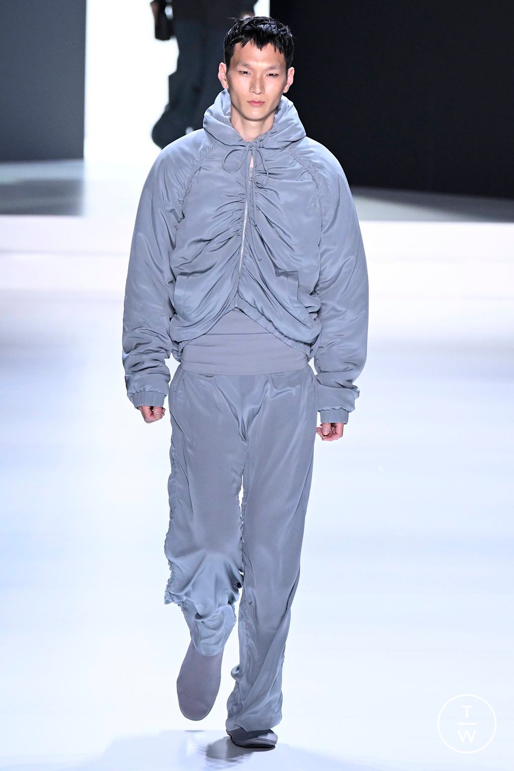 Fashion Week Milan Spring/Summer 2024 look 54 from the Dolce & Gabbana collection menswear