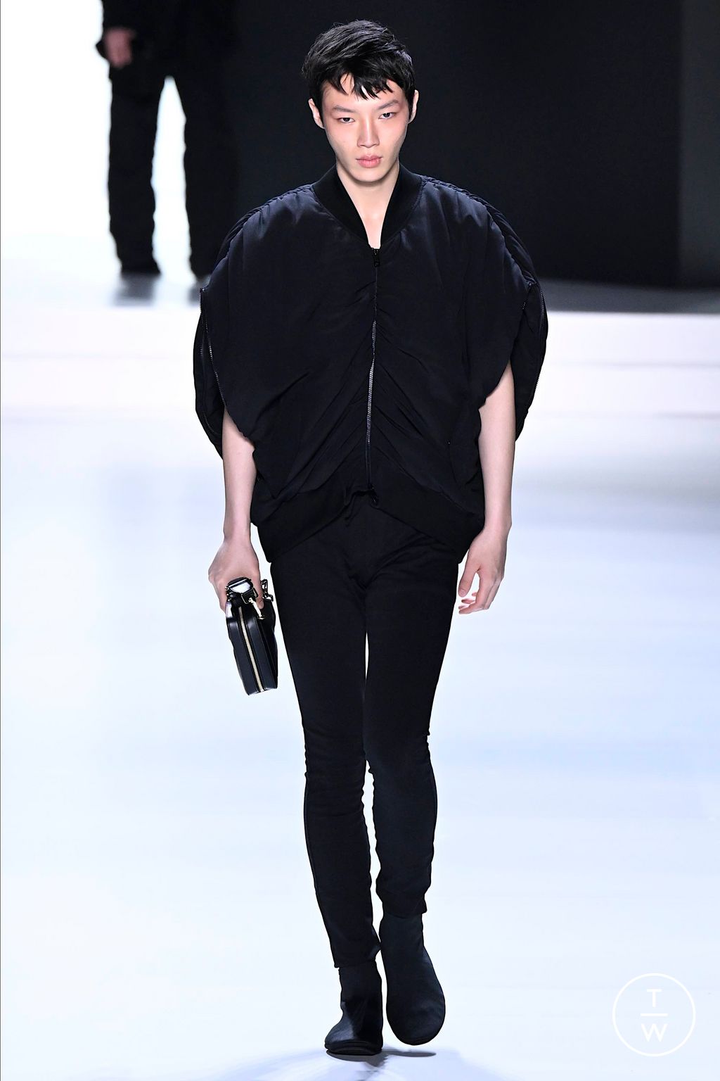 Fashion Week Milan Spring/Summer 2024 look 69 from the Dolce & Gabbana collection 男装