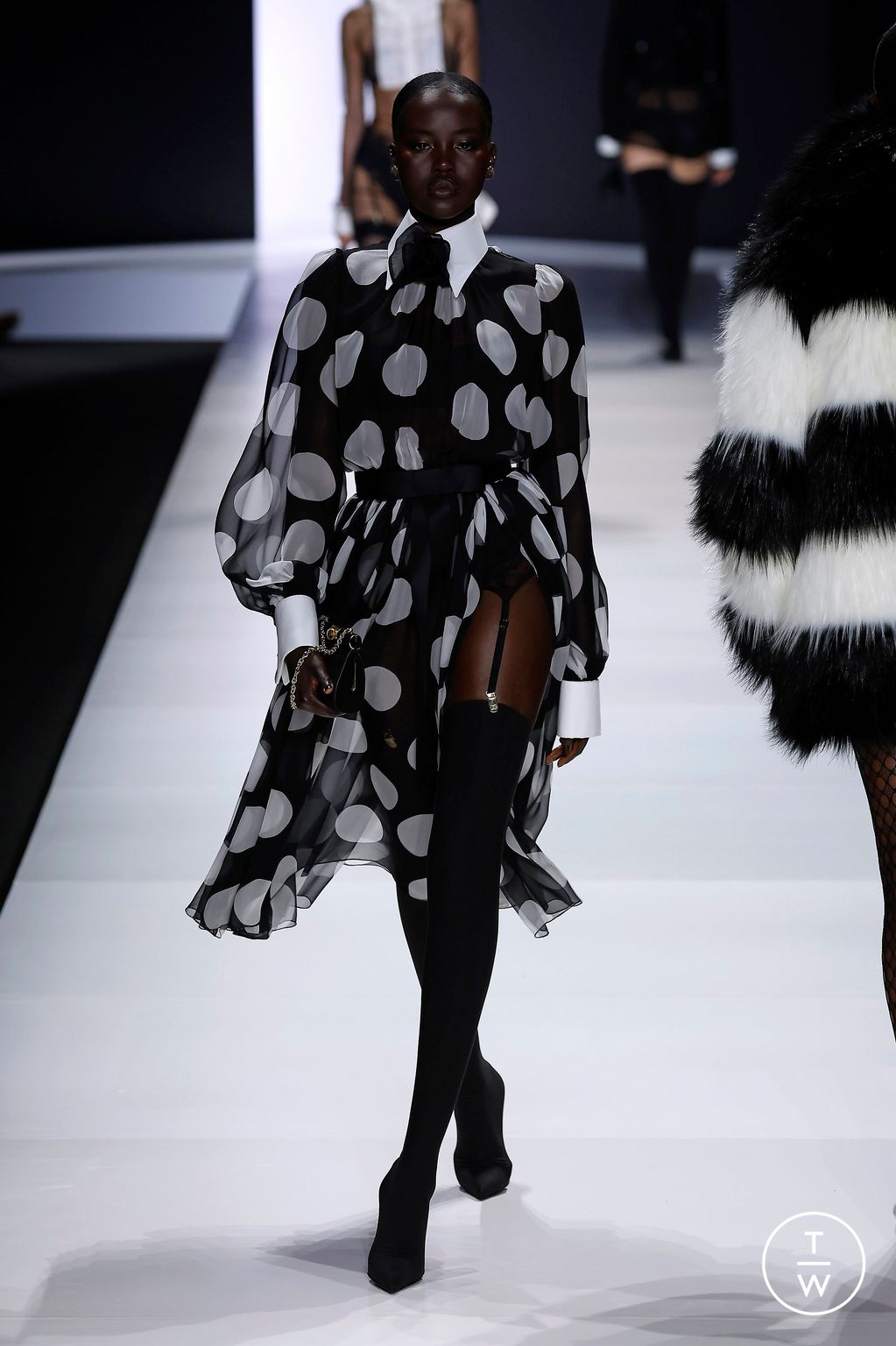 Fashion Week Milan Spring/Summer 2024 look 17 de la collection Dolce & Gabbana womenswear