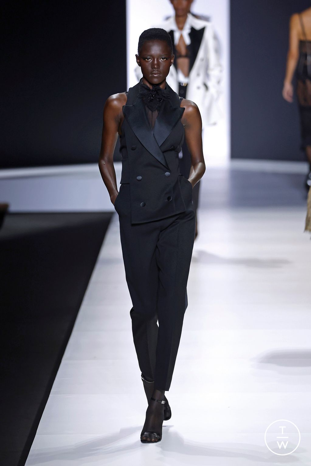 Fashion Week Milan Spring/Summer 2024 look 47 de la collection Dolce & Gabbana womenswear