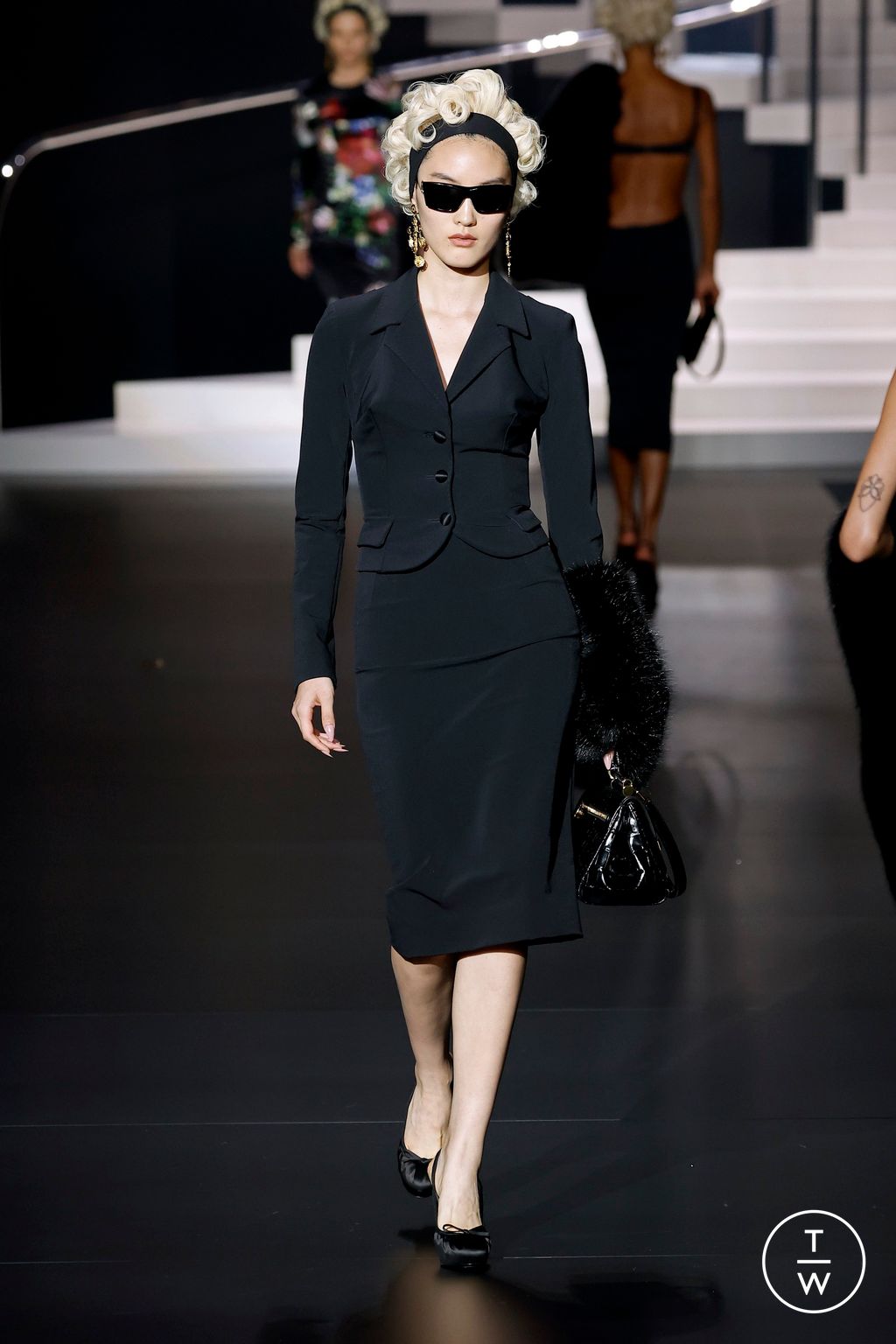 Fashion Week Milan Spring/Summer 2025 look 13 de la collection Dolce & Gabbana womenswear