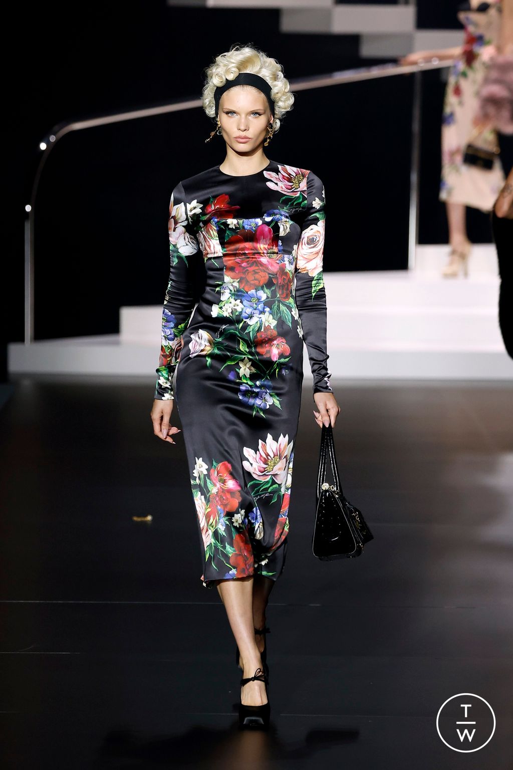 Fashion Week Milan Spring-Summer 2025 look 14 from the Dolce & Gabbana collection womenswear