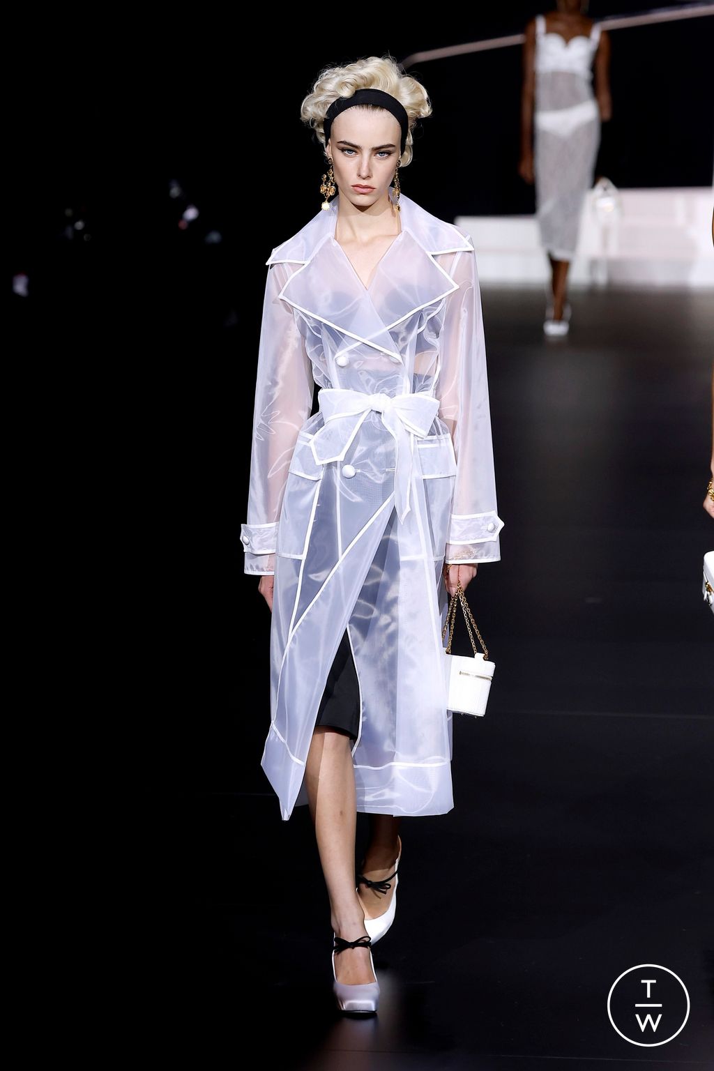 Fashion Week Milan Spring/Summer 2025 look 33 de la collection Dolce & Gabbana womenswear