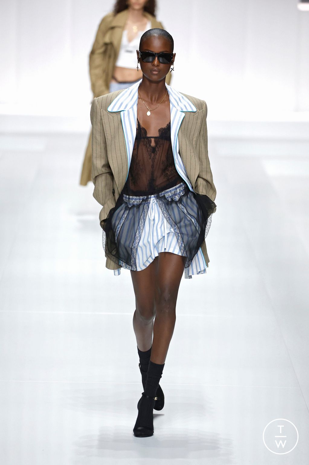 Fashion Week Milan Spring/Summer 2026 look 16 from the Dolce & Gabbana collection womenswear