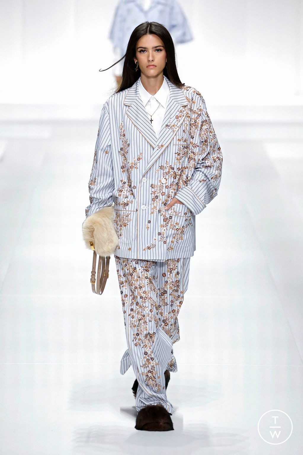 Fashion Week Milan Spring/Summer 2026 look 18 from the Dolce & Gabbana collection womenswear