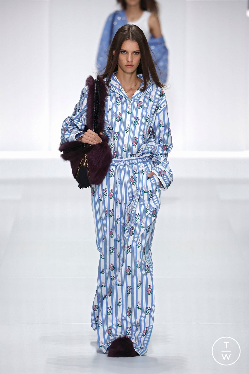 Fashion Week Milan Spring/Summer 2026 look 22 from the Dolce & Gabbana collection womenswear