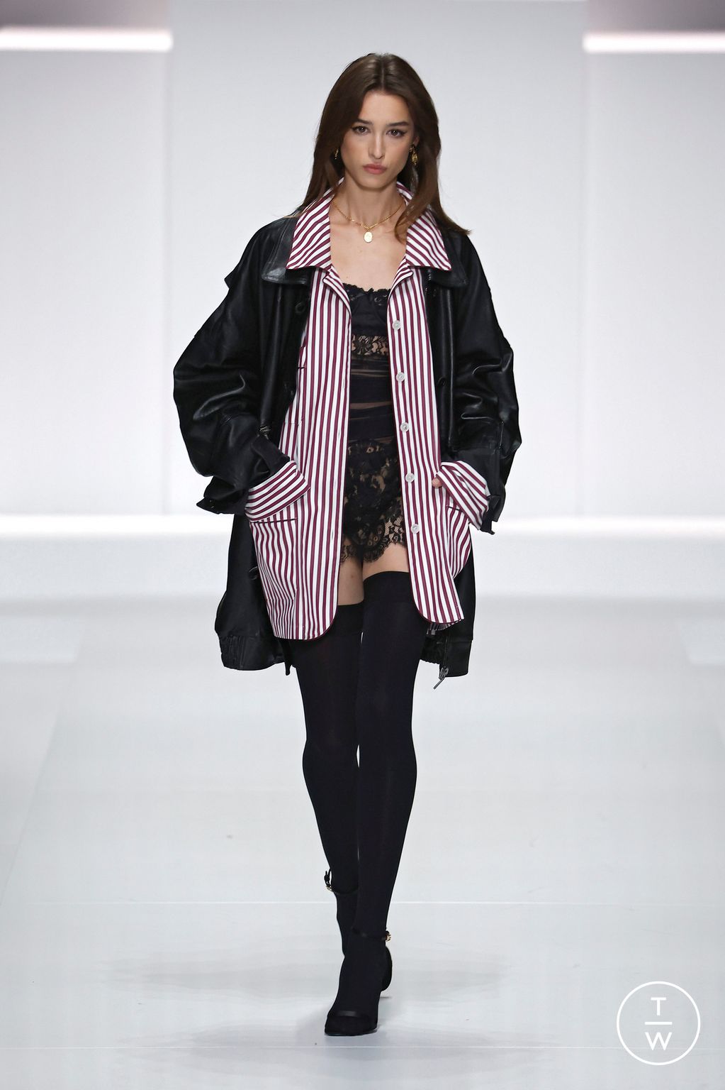 Fashion Week Milan Spring/Summer 2026 look 34 from the Dolce & Gabbana collection womenswear