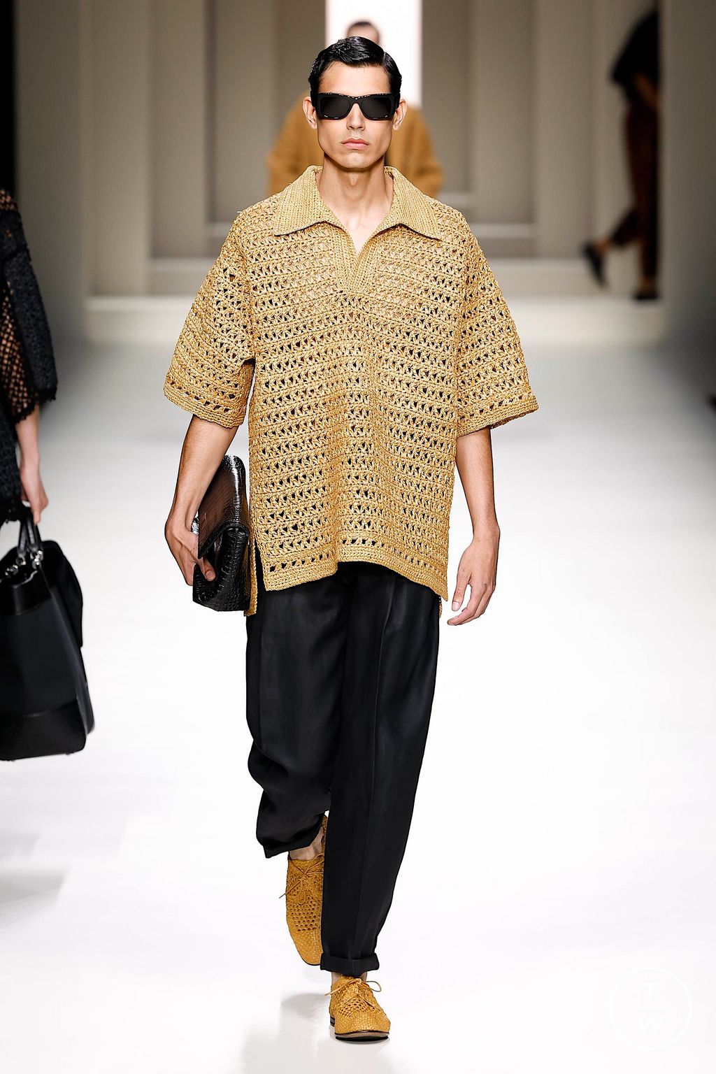 Fashion Week Milan Spring-Summer 2025 look 11 from the Dolce & Gabbana collection menswear