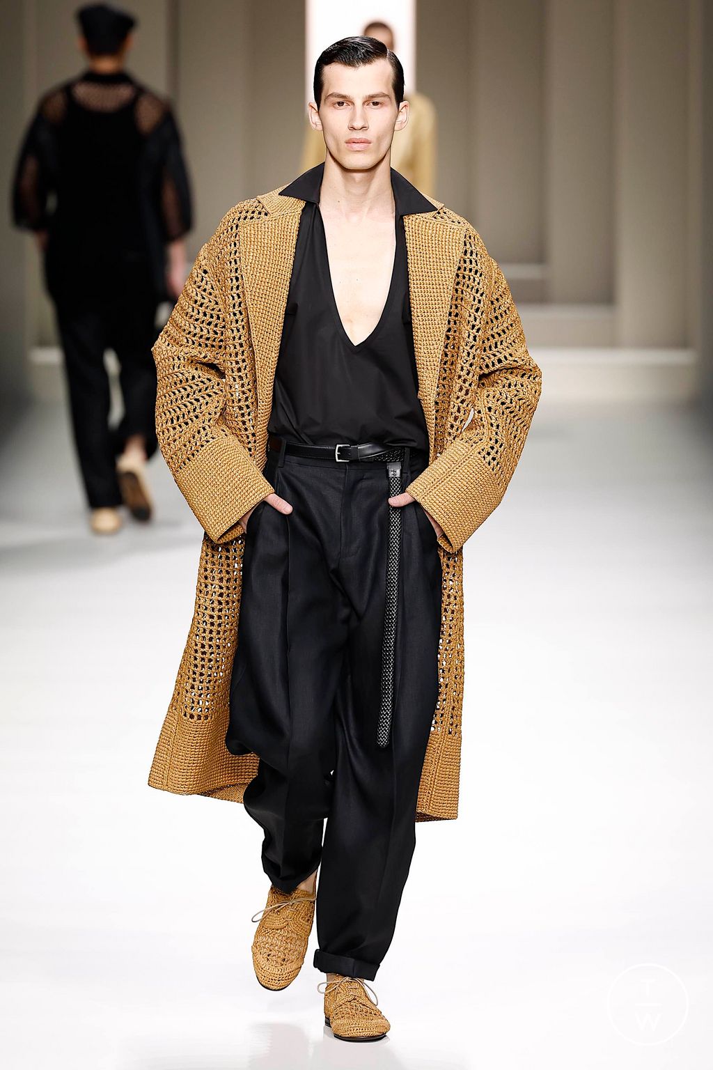 Fashion Week Milan Spring-Summer 2025 look 12 de la collection Dolce & Gabbana menswear