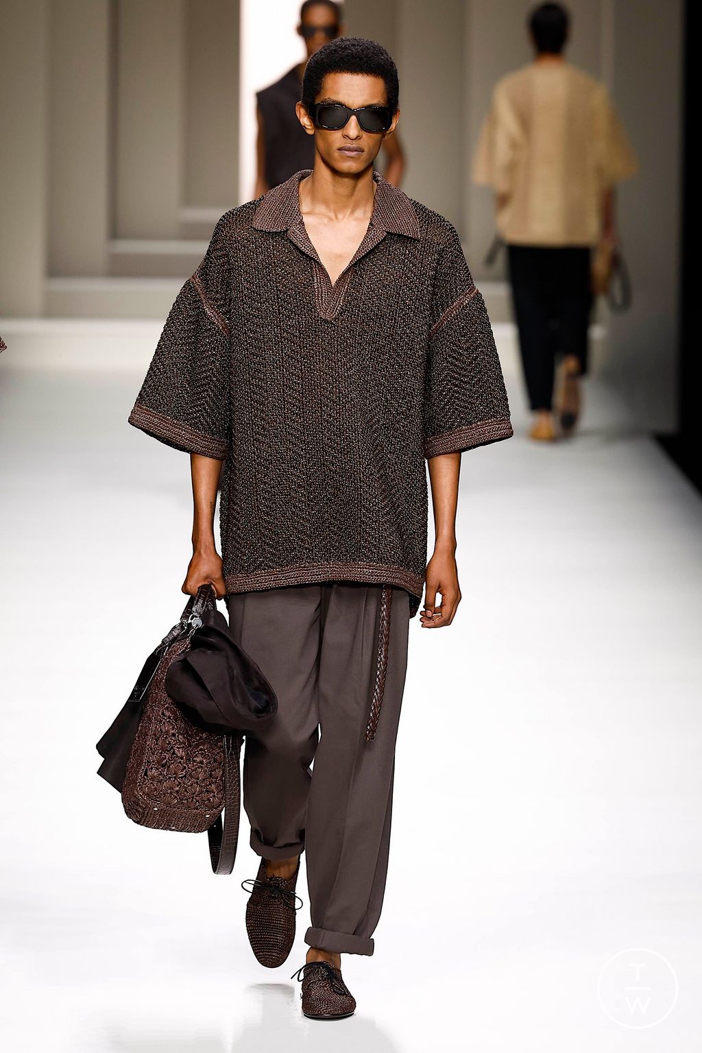 Fashion Week Milan Spring-Summer 2025 look 17 from the Dolce & Gabbana collection 男装