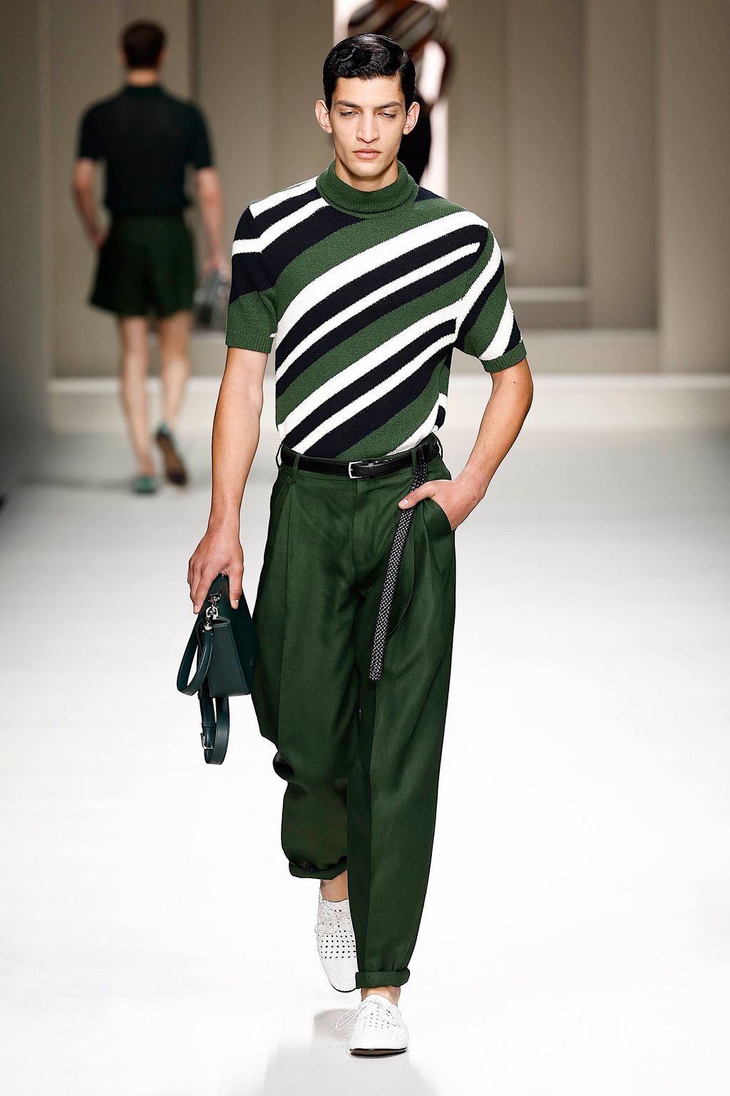 Fashion Week Milan Spring-Summer 2025 look 22 de la collection Dolce & Gabbana menswear