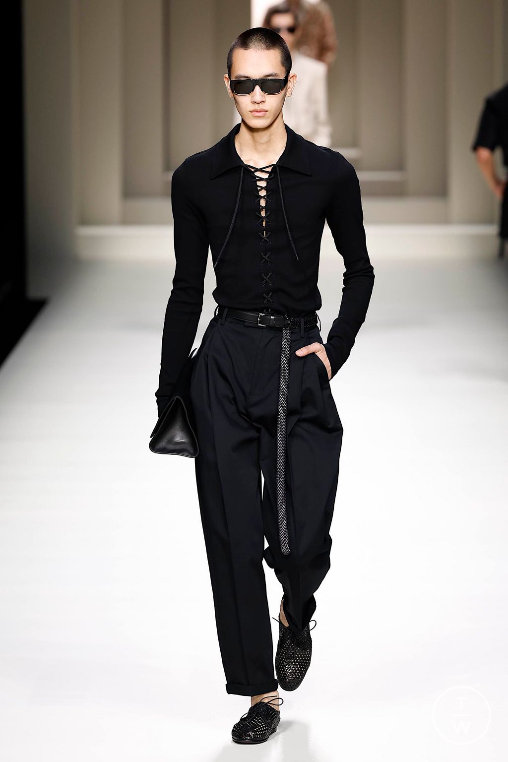 Fashion Week Milan Spring-Summer 2025 look 26 de la collection Dolce & Gabbana menswear