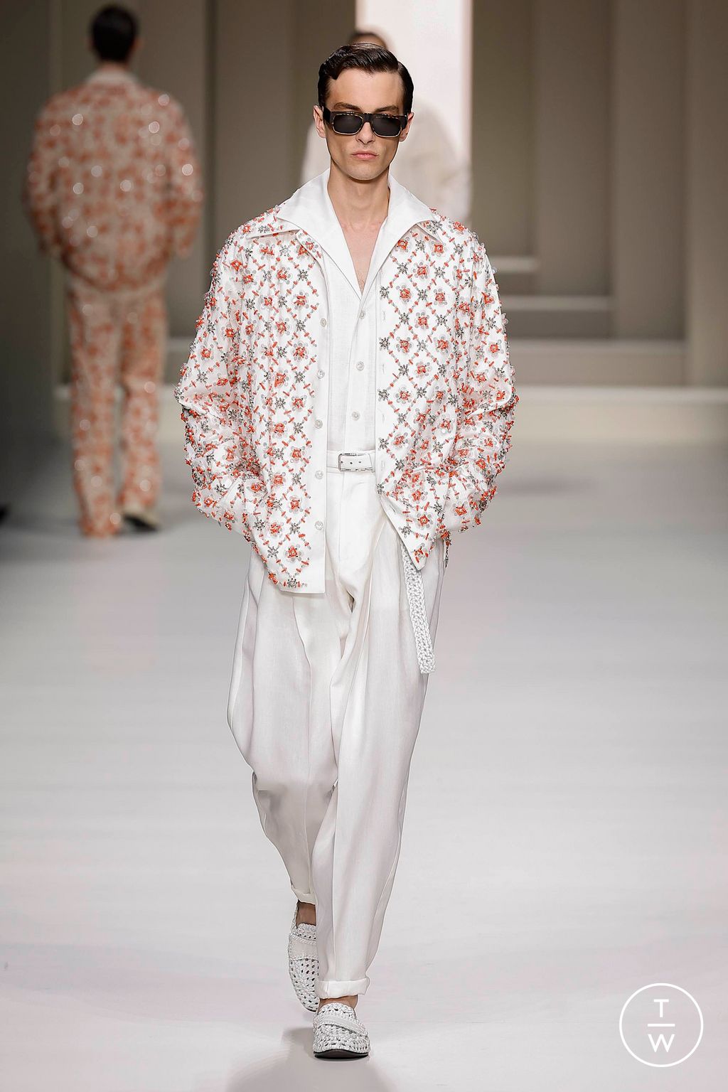 Fashion Week Milan Spring-Summer 2025 look 30 from the Dolce & Gabbana collection 男装
