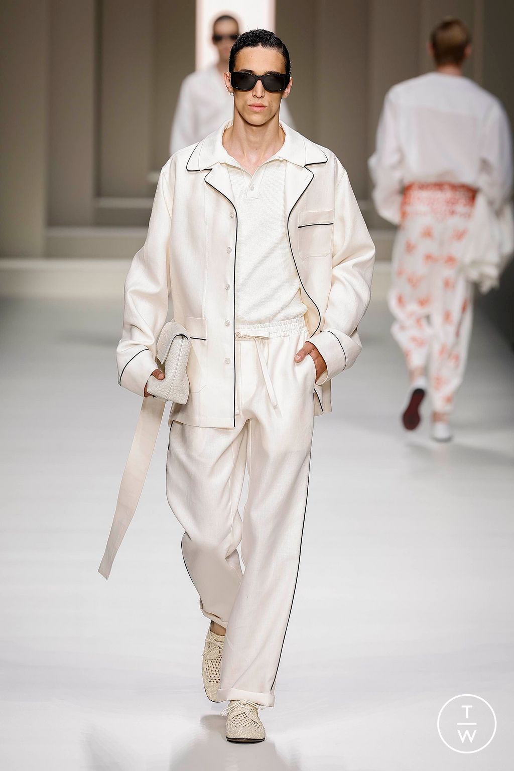 Fashion Week Milan Spring-Summer 2025 look 31 de la collection Dolce & Gabbana menswear