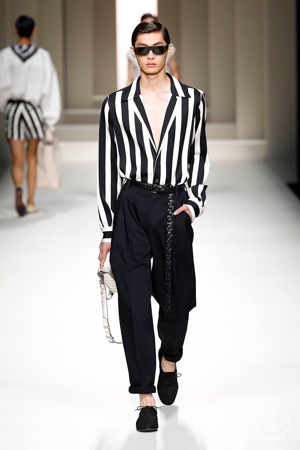 Fashion Week Milan Spring-Summer 2025 look 36 de la collection Dolce & Gabbana menswear