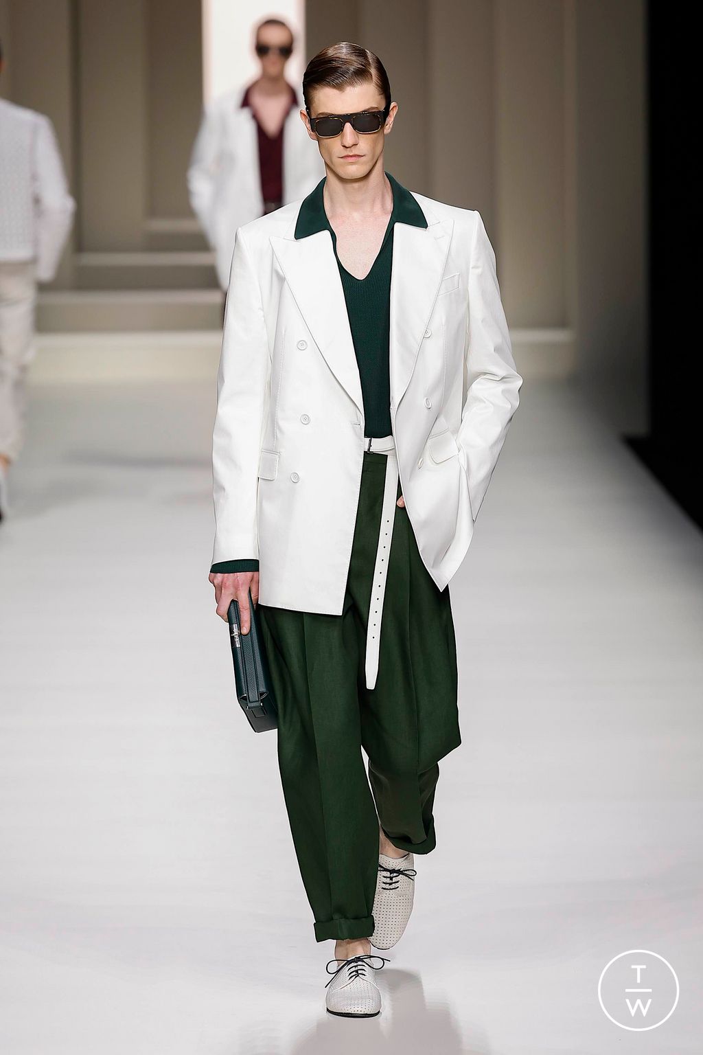 Fashion Week Milan Spring-Summer 2025 look 44 de la collection Dolce & Gabbana menswear