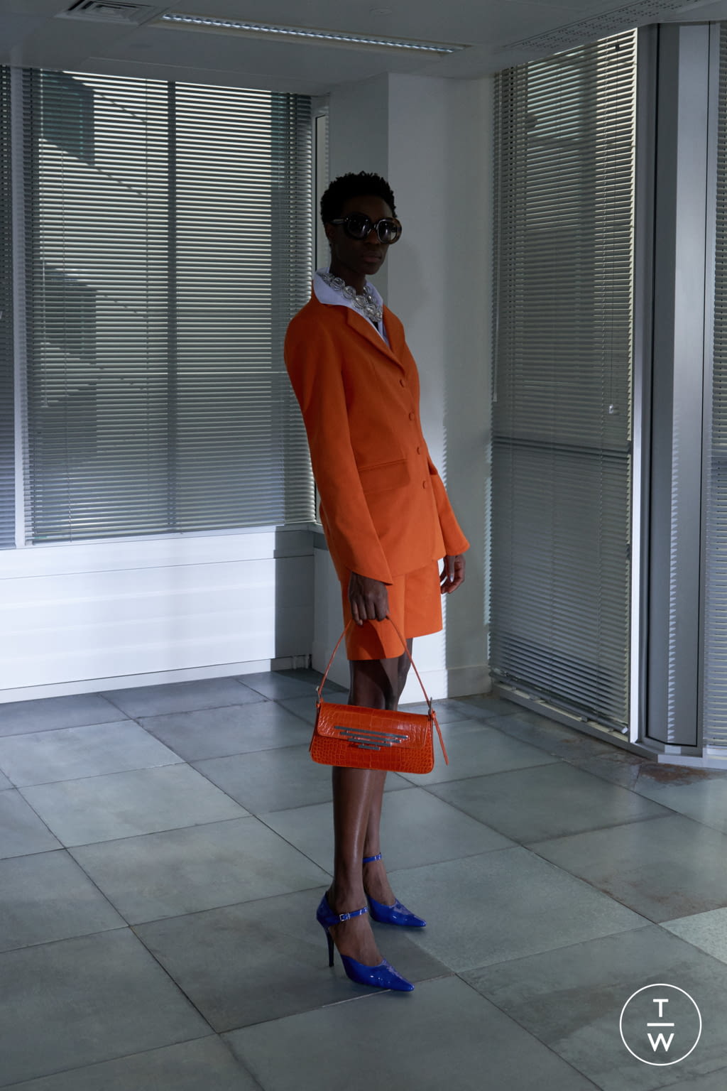 Fashion Week London Spring/Summer 2019 look 2 from the Dorateymur collection womenswear accessories