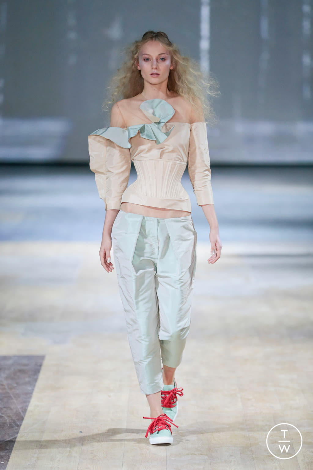 Fashion Week Paris Spring/Summer 2017 look 4 de la collection Dorhout Mees womenswear