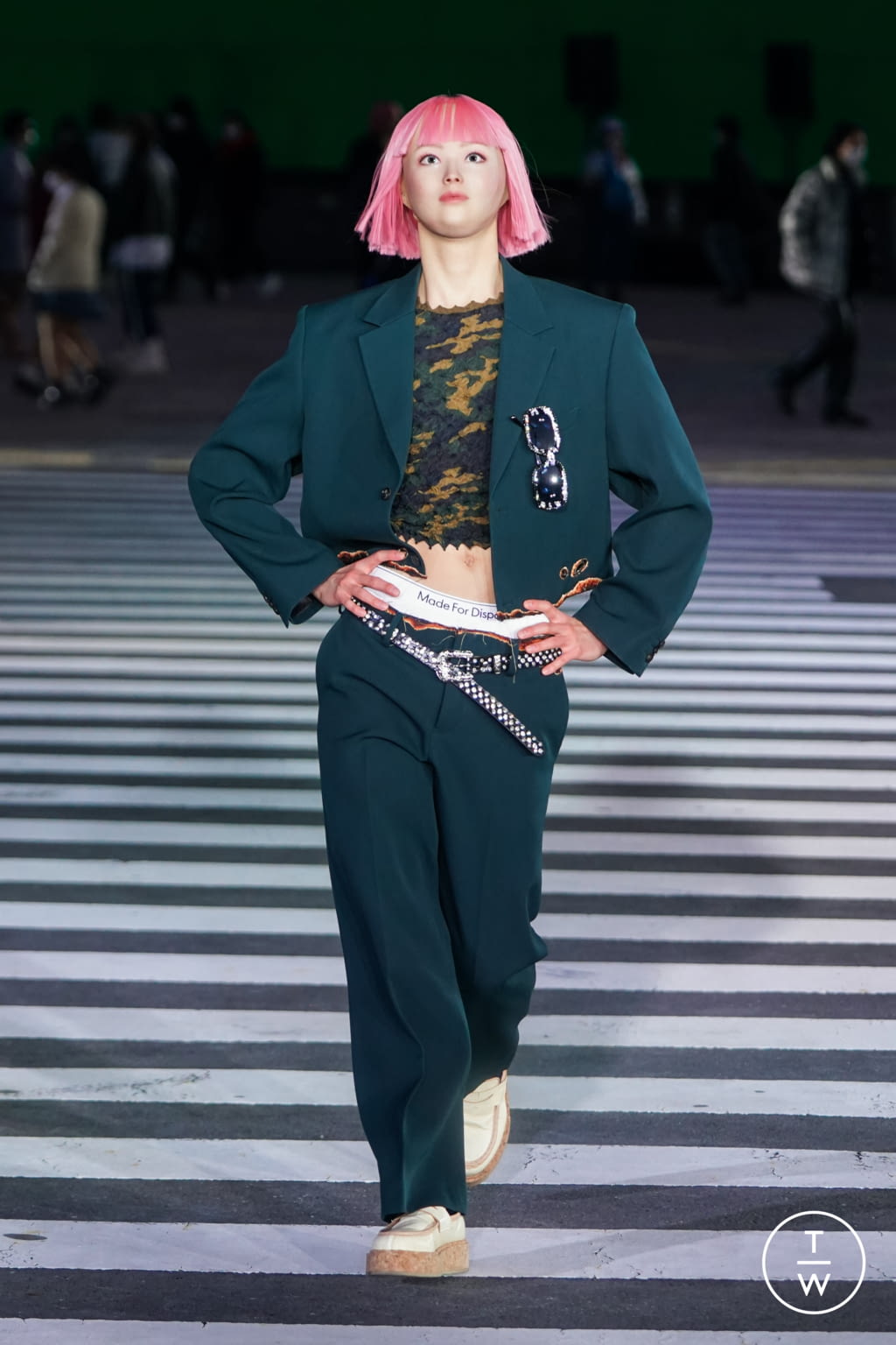 Fashion Week Paris Fall/Winter 2022 look 2 de la collection Doublet menswear