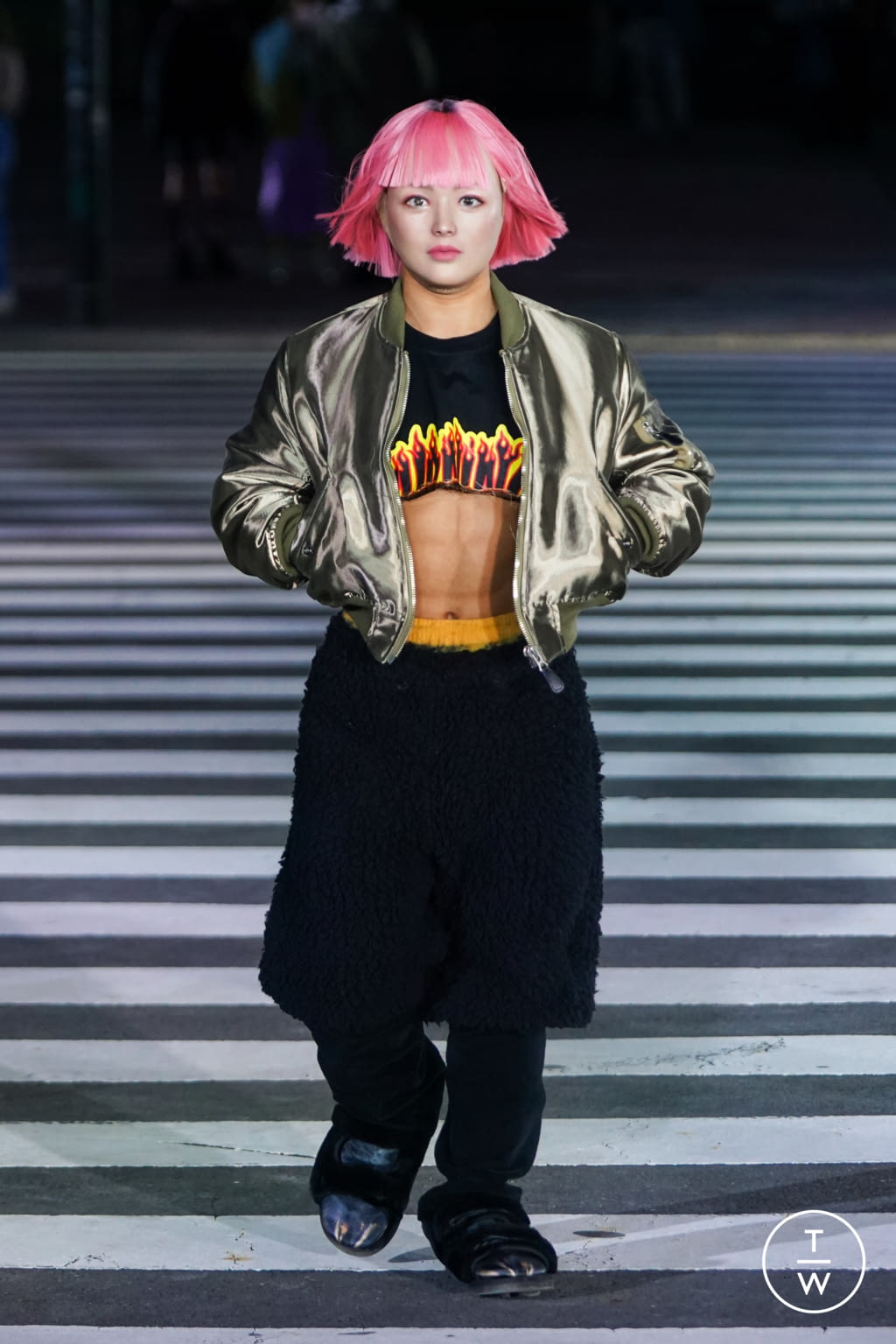 Fashion Week Paris Fall/Winter 2022 look 23 from the Doublet collection menswear