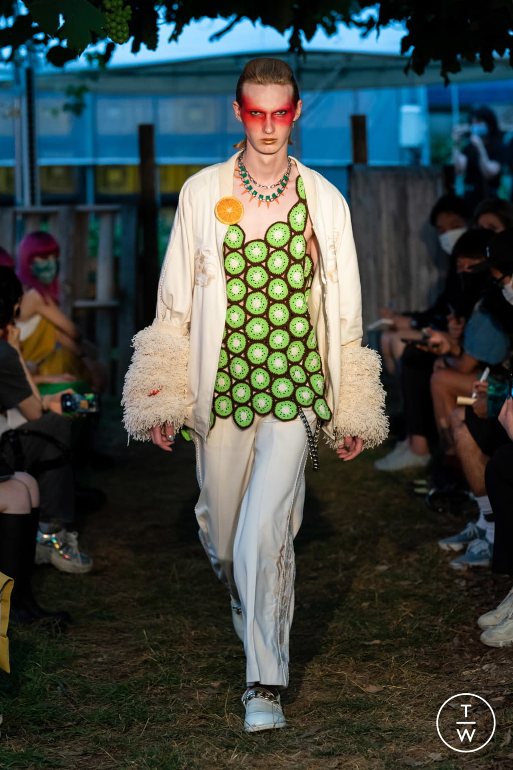 Fashion Week Paris Spring/Summer 2022 look 5 de la collection Doublet menswear