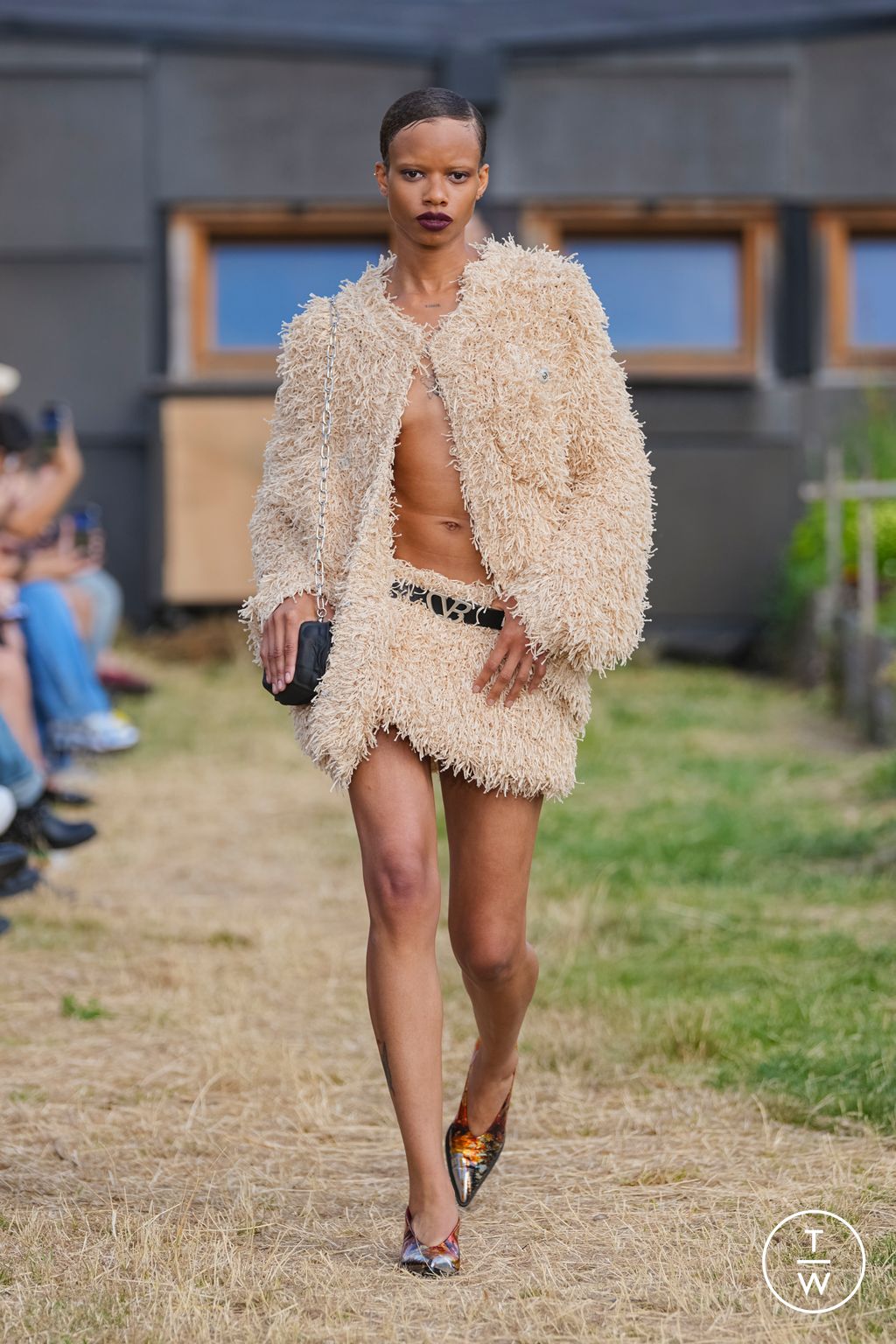 Fashion Week Paris Spring/Summer 2026 look 2 from the Doublet collection menswear