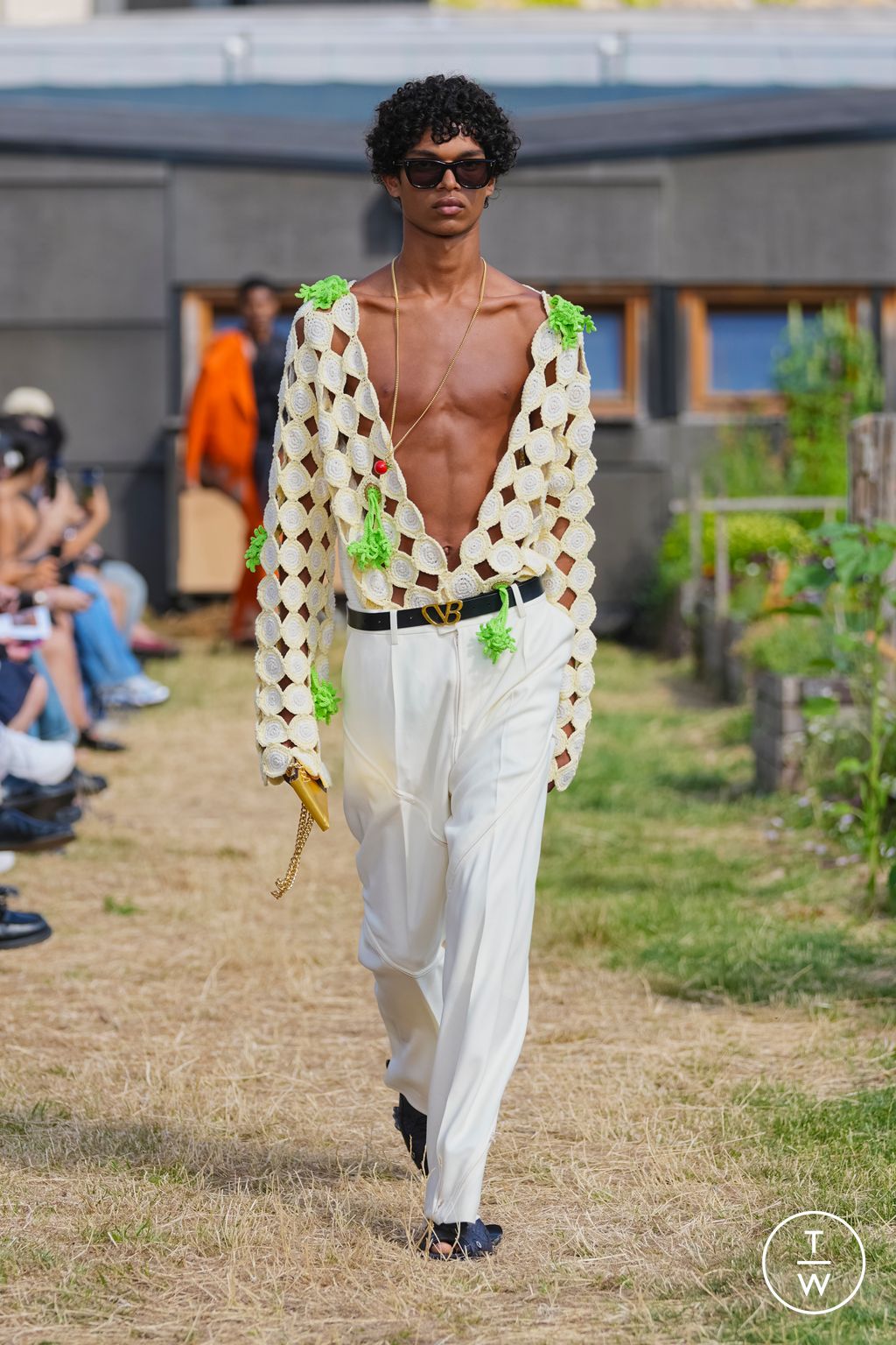 Fashion Week Paris Spring/Summer 2026 look 6 from the Doublet collection menswear