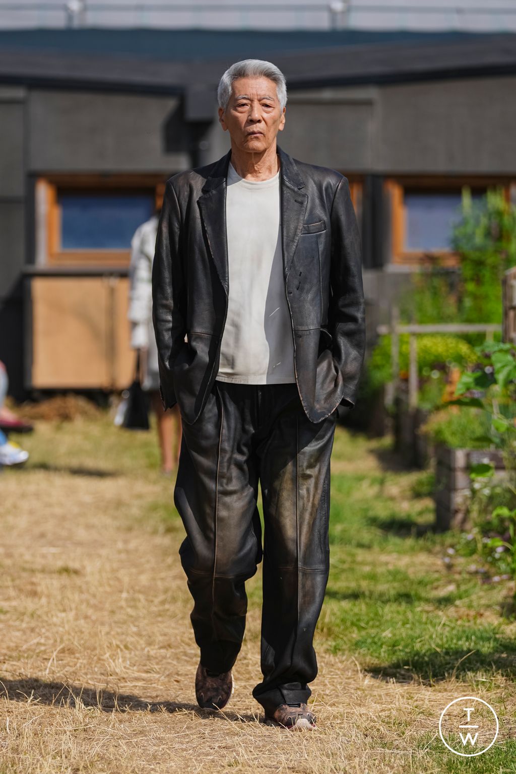Fashion Week Paris Spring/Summer 2026 look 11 from the Doublet collection 男装