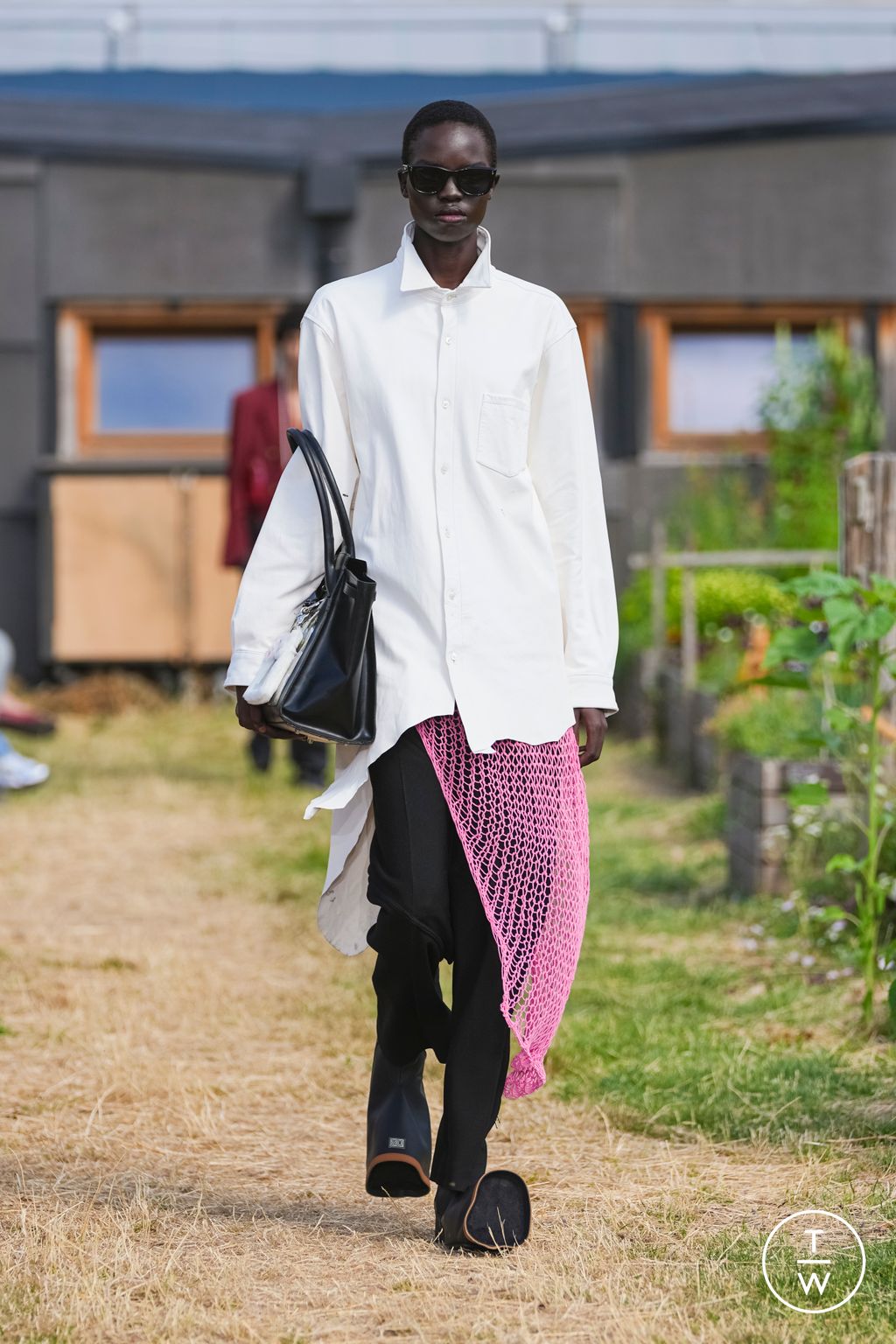 Fashion Week Paris Spring/Summer 2026 look 30 from the Doublet collection menswear