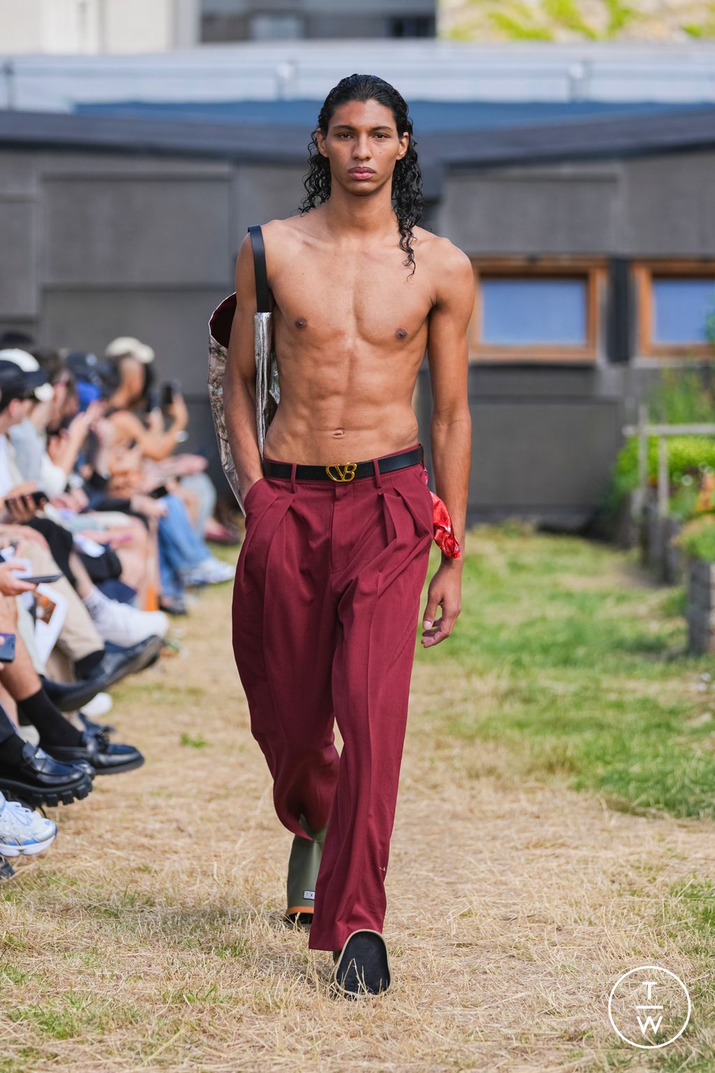 Fashion Week Paris Spring/Summer 2026 look 35 from the Doublet collection menswear