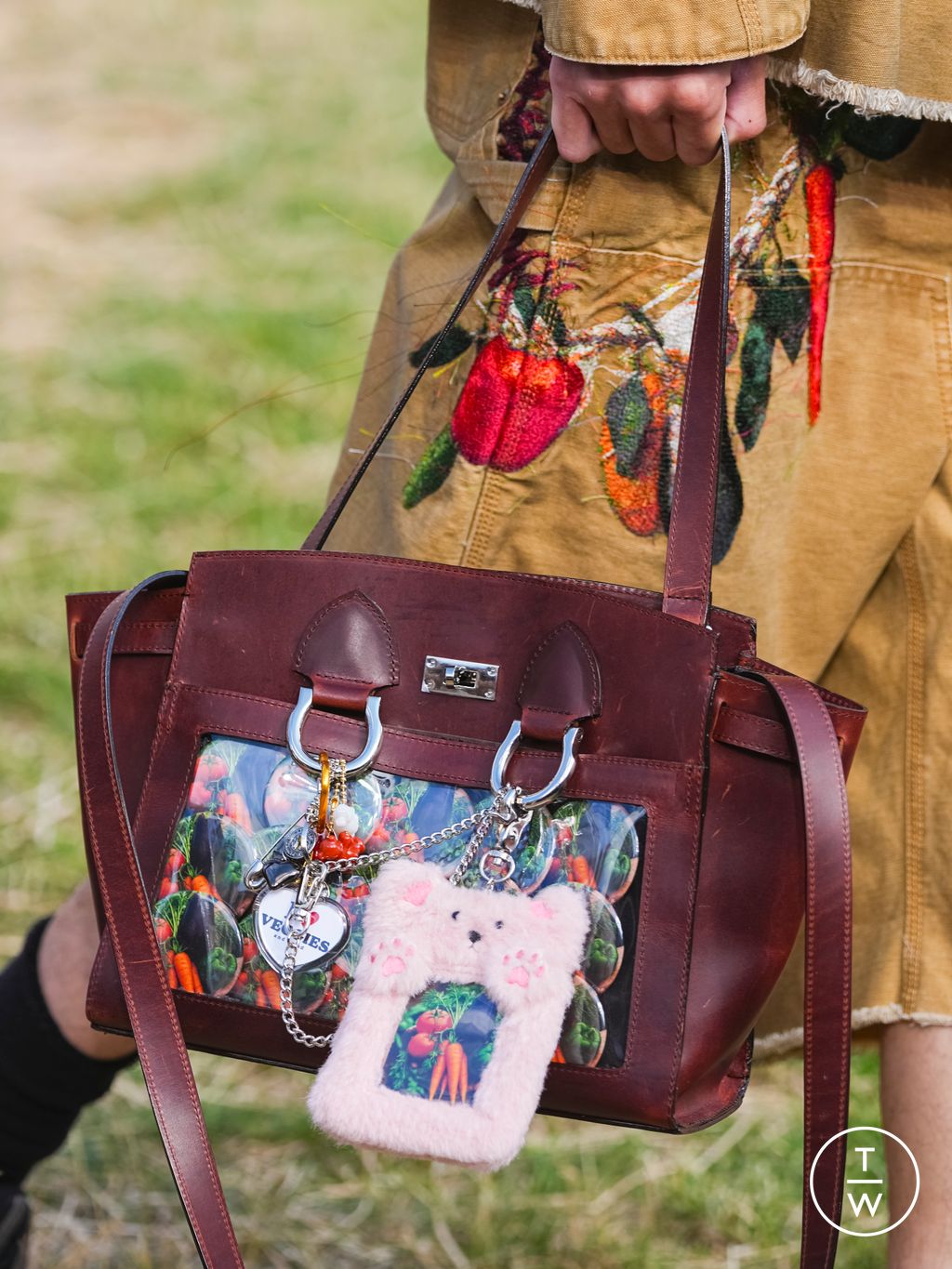 Fashion Week Paris Spring/Summer 2026 look 3 from the Doublet collection menswear accessories