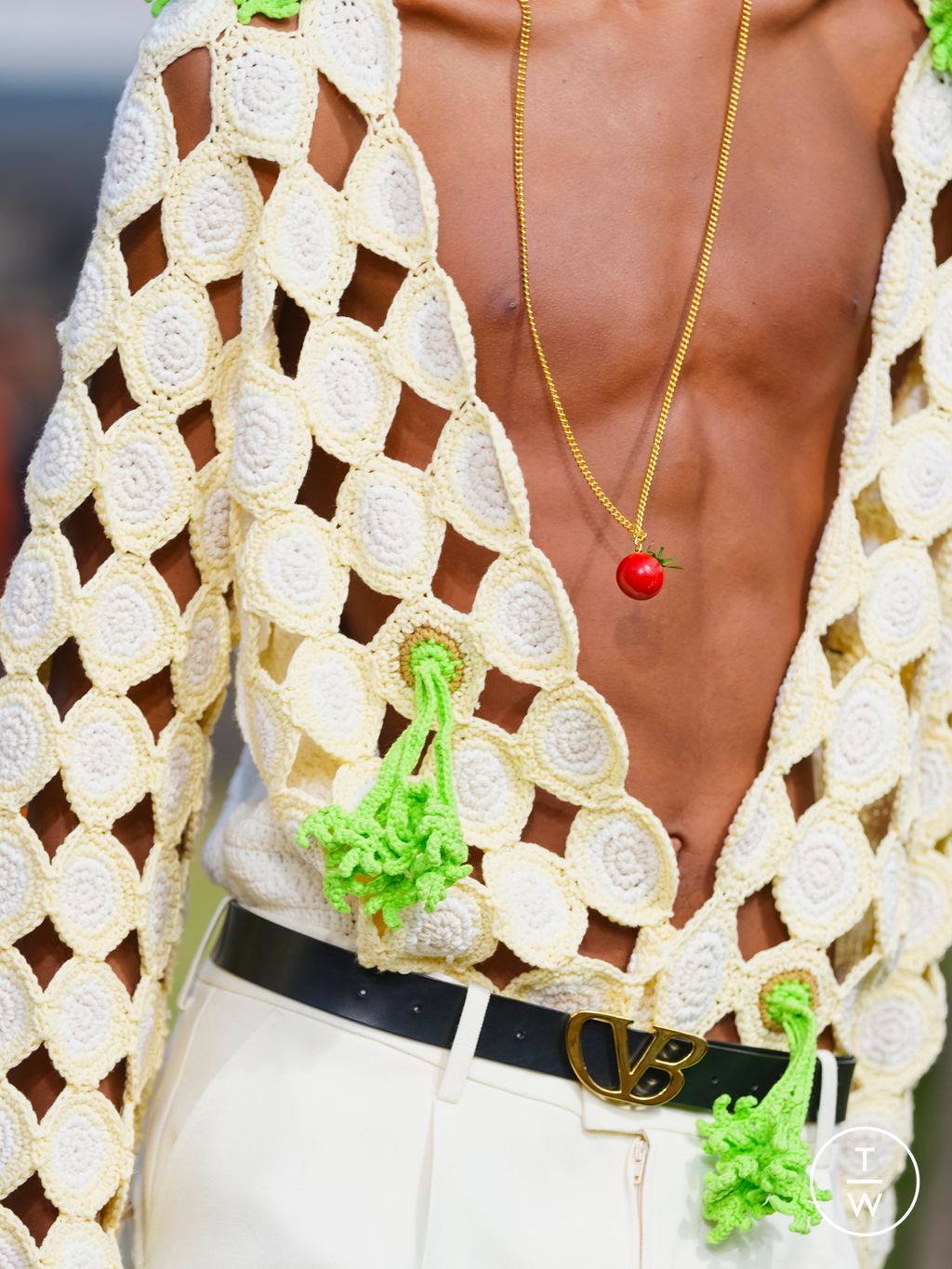 Fashion Week Paris Spring/Summer 2026 look 5 from the Doublet collection 男装配饰