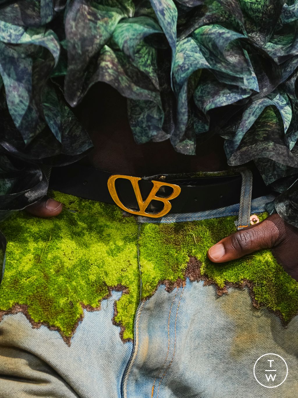 Fashion Week Paris Spring/Summer 2026 look 15 from the Doublet collection menswear accessories