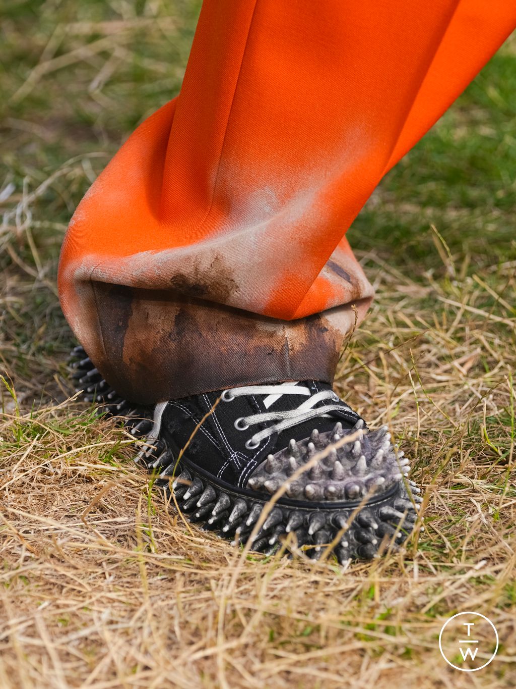 Fashion Week Paris Spring/Summer 2026 look 31 from the Doublet collection 男装配饰