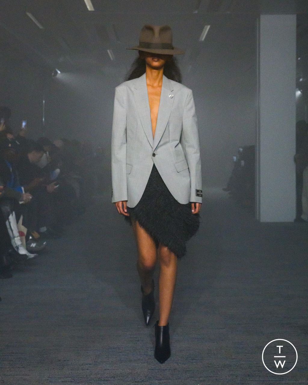 Fashion Week Paris Fall/Winter 2026 look 11 from the Doublet collection menswear