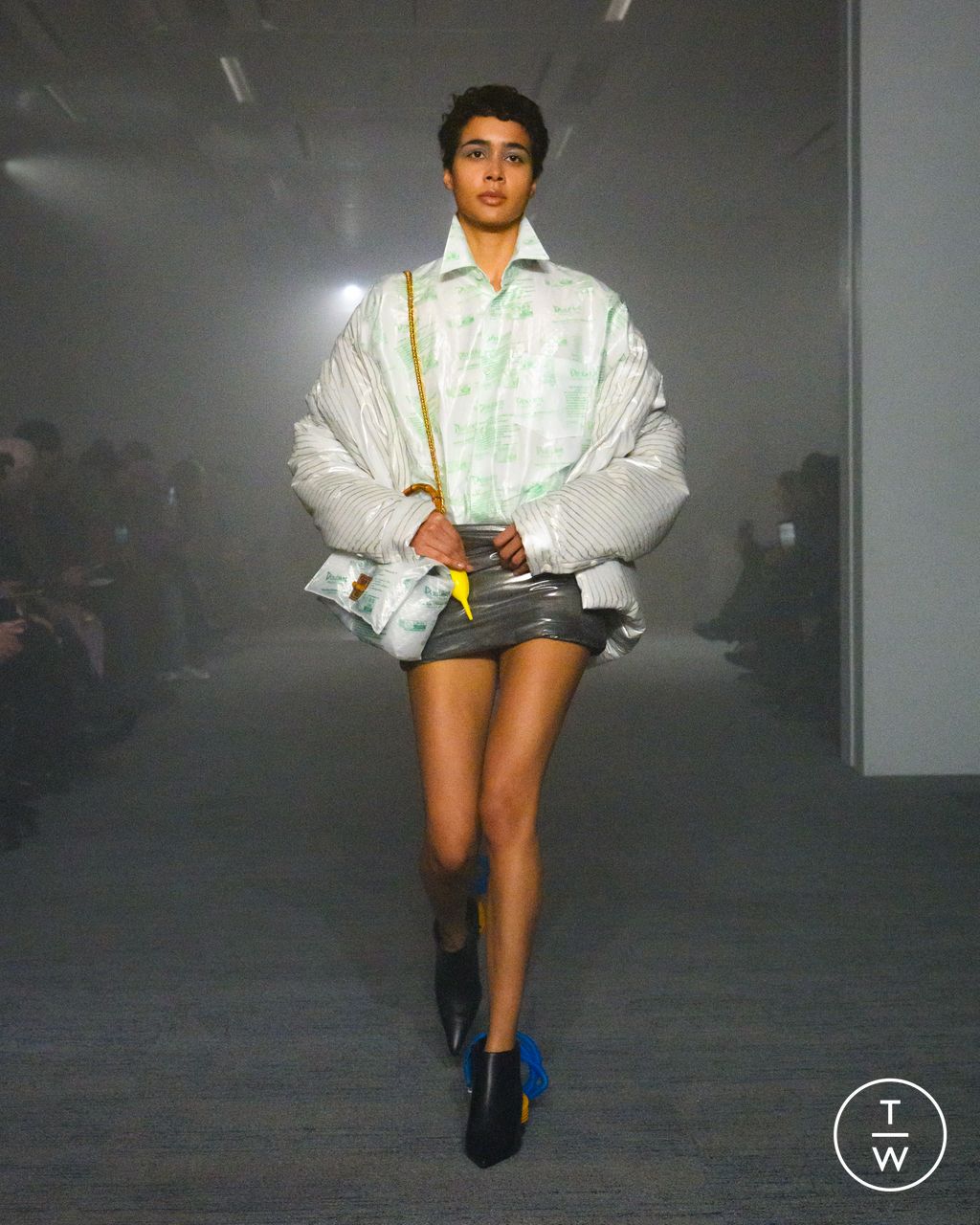 Fashion Week Paris Fall/Winter 2026 look 36 from the Doublet collection menswear