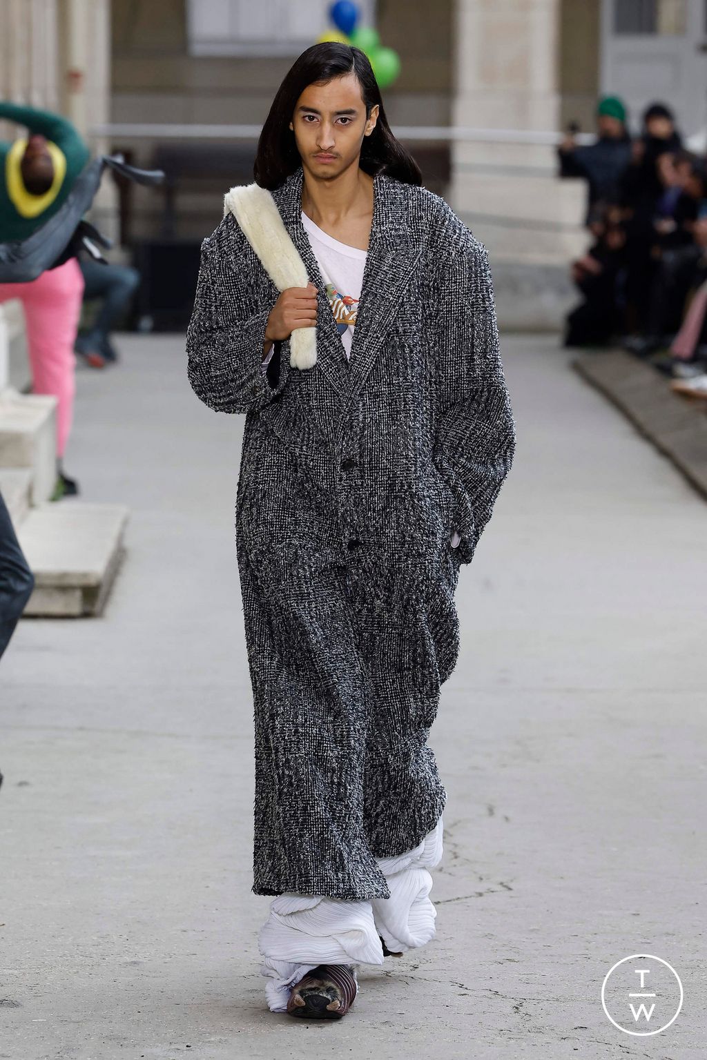 Fashion Week Paris Fall/Winter 2023 look 3 de la collection Doublet menswear