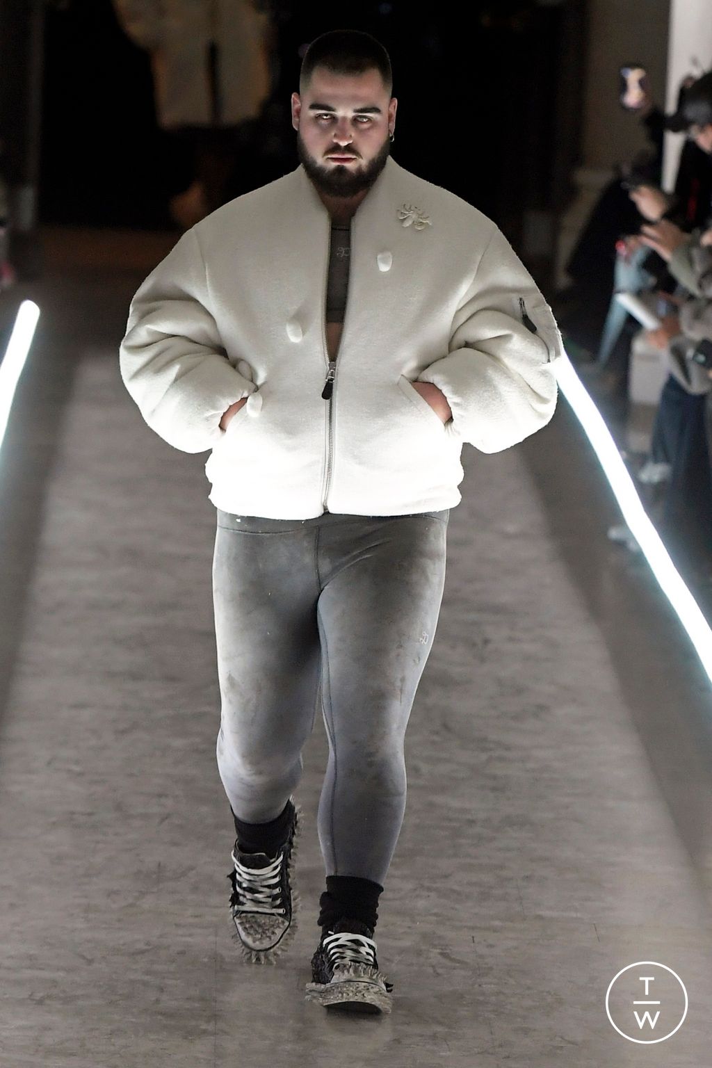 Fashion Week Paris Fall/Winter 2024 look 14 from the Doublet collection menswear