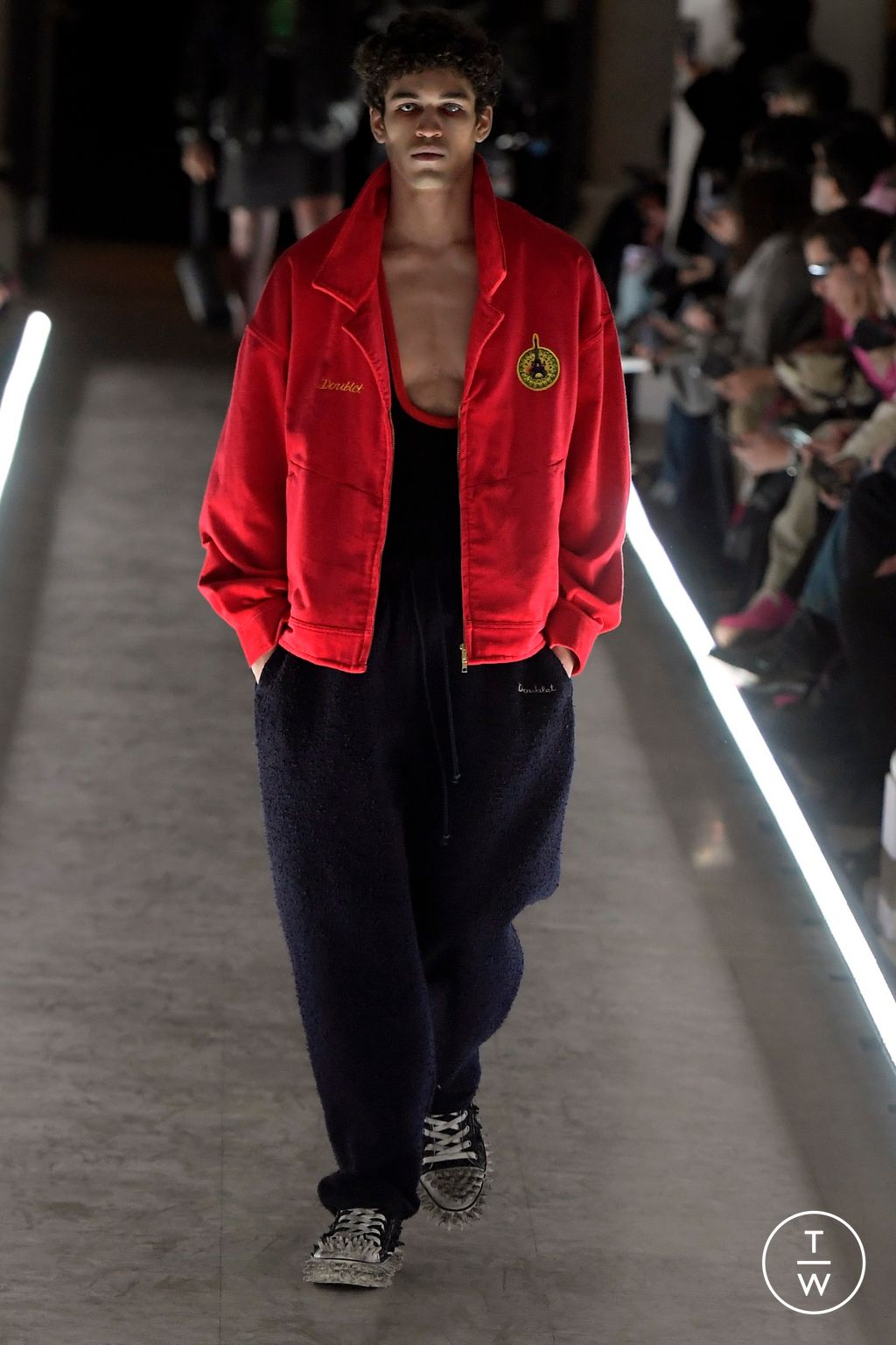 Fashion Week Paris Fall/Winter 2024 look 29 from the Doublet collection menswear