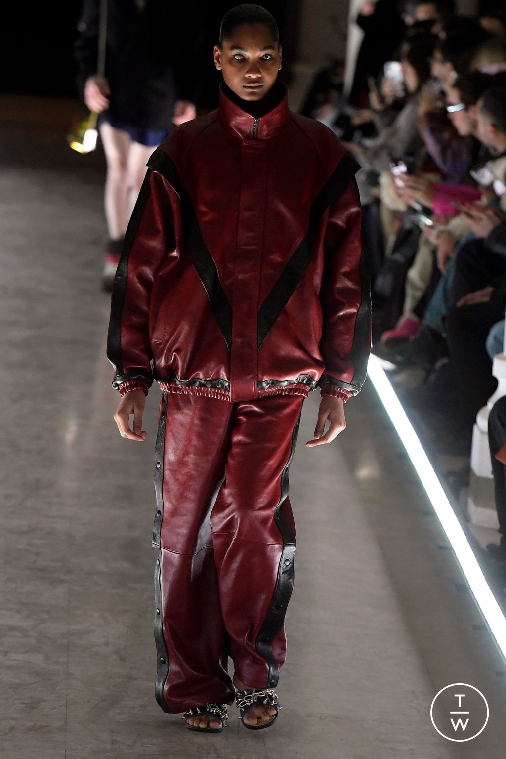 Fashion Week Paris Fall/Winter 2024 look 31 from the Doublet collection 男装