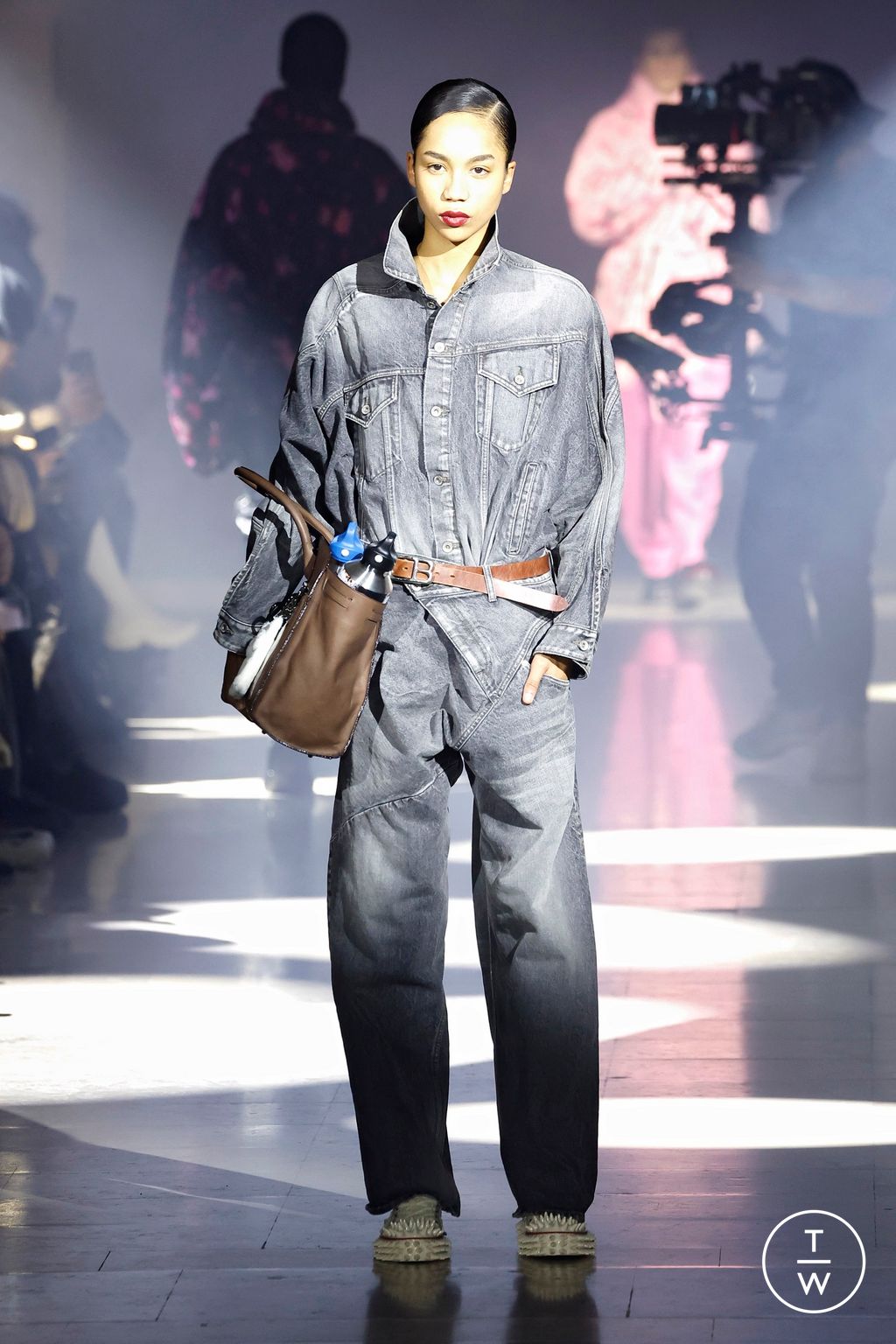 Fashion Week Paris Fall/Winter 2025 look 8 from the Doublet collection menswear