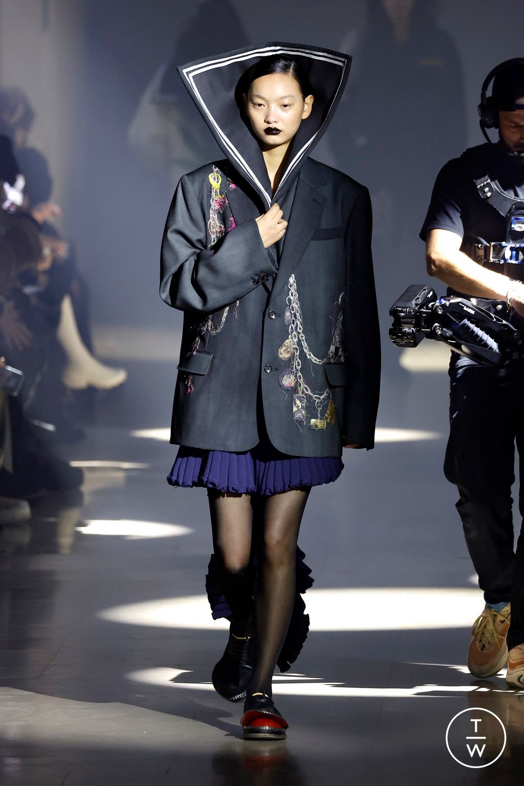 Fashion Week Paris Fall/Winter 2025 look 27 from the Doublet collection menswear