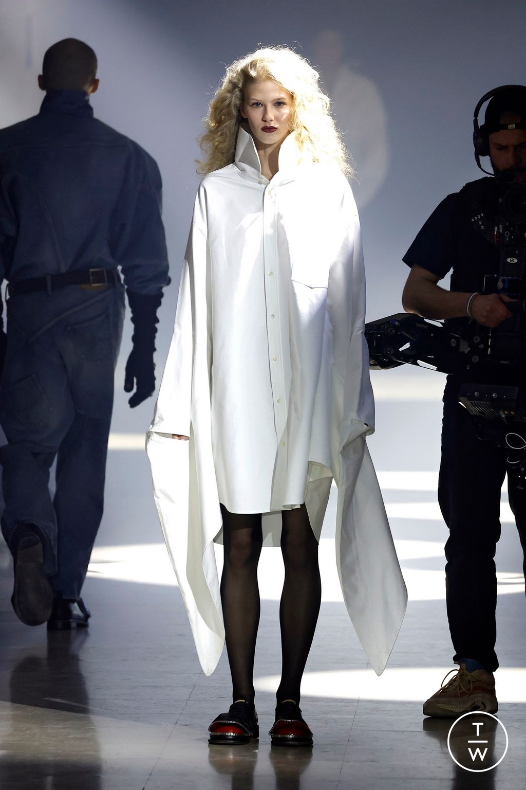 Fashion Week Paris Fall/Winter 2025 look 31 from the Doublet collection menswear